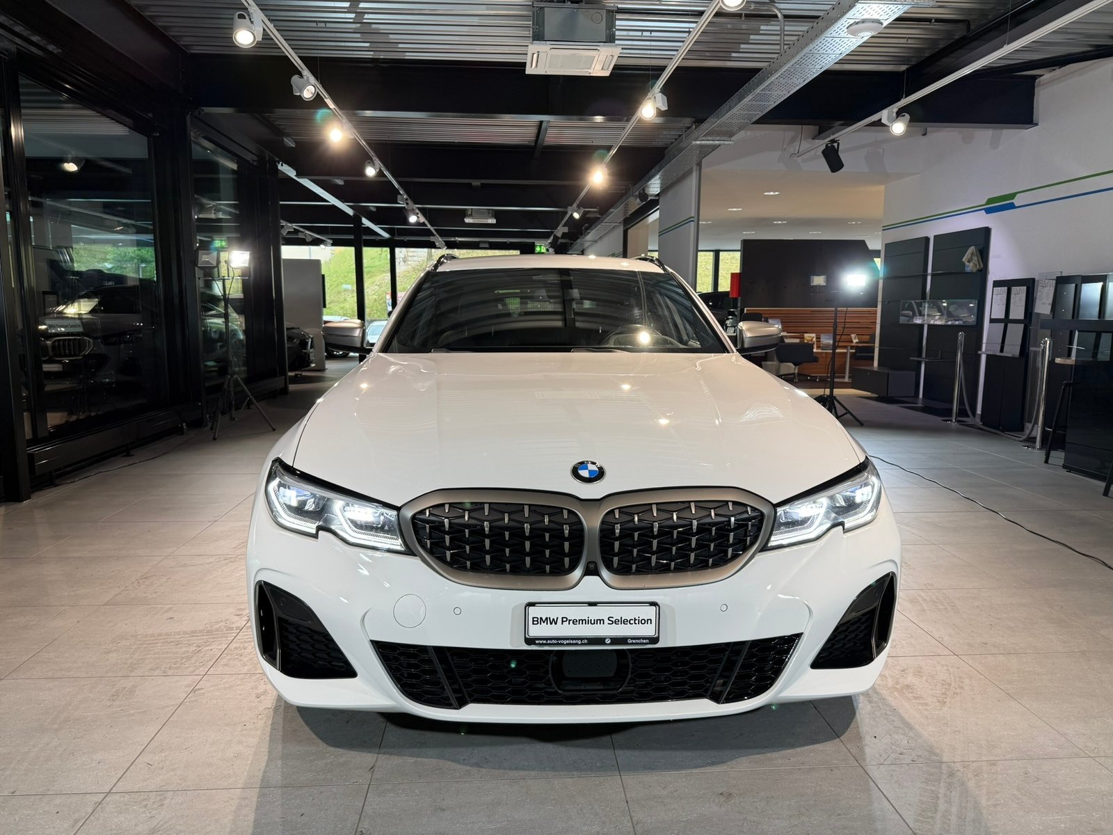 BMW M340d 48V Touring Steptronic Sport, Mild-Hybrid Diesel/Electric, Second hand / Used, Automatic - 2