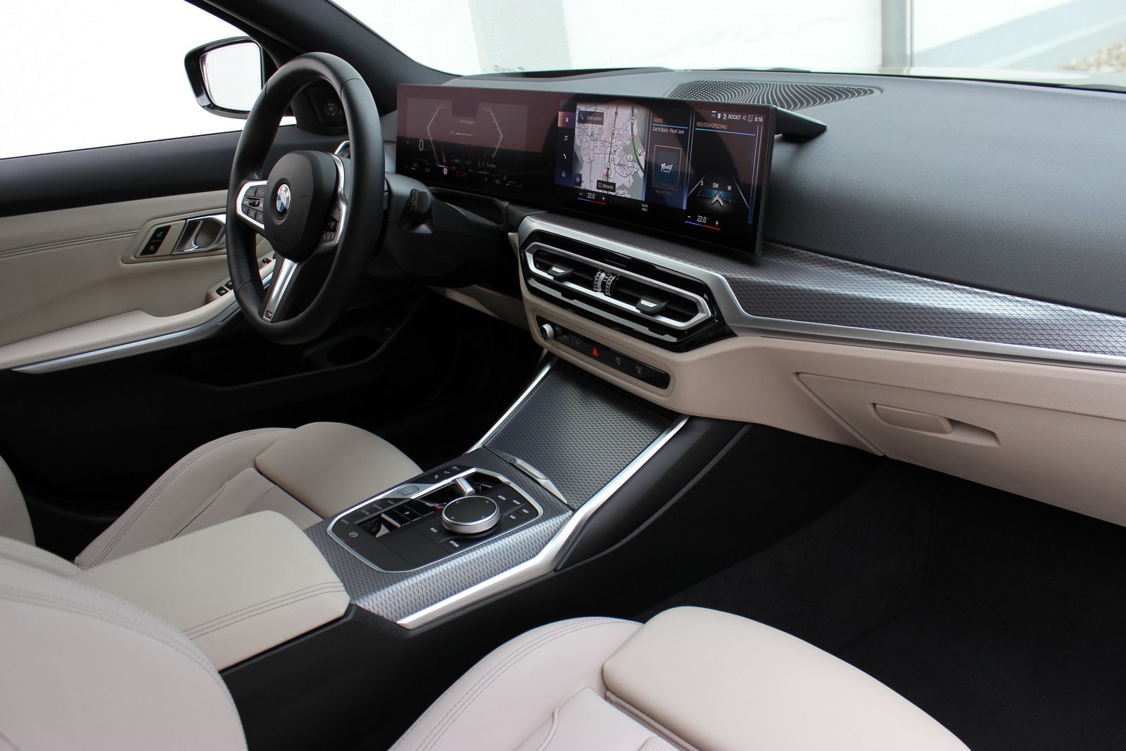 BMW M340i 48V Touring, Mild-Hybrid Benzin/Elektro, Occasion / Gebraucht, Automatik - 2