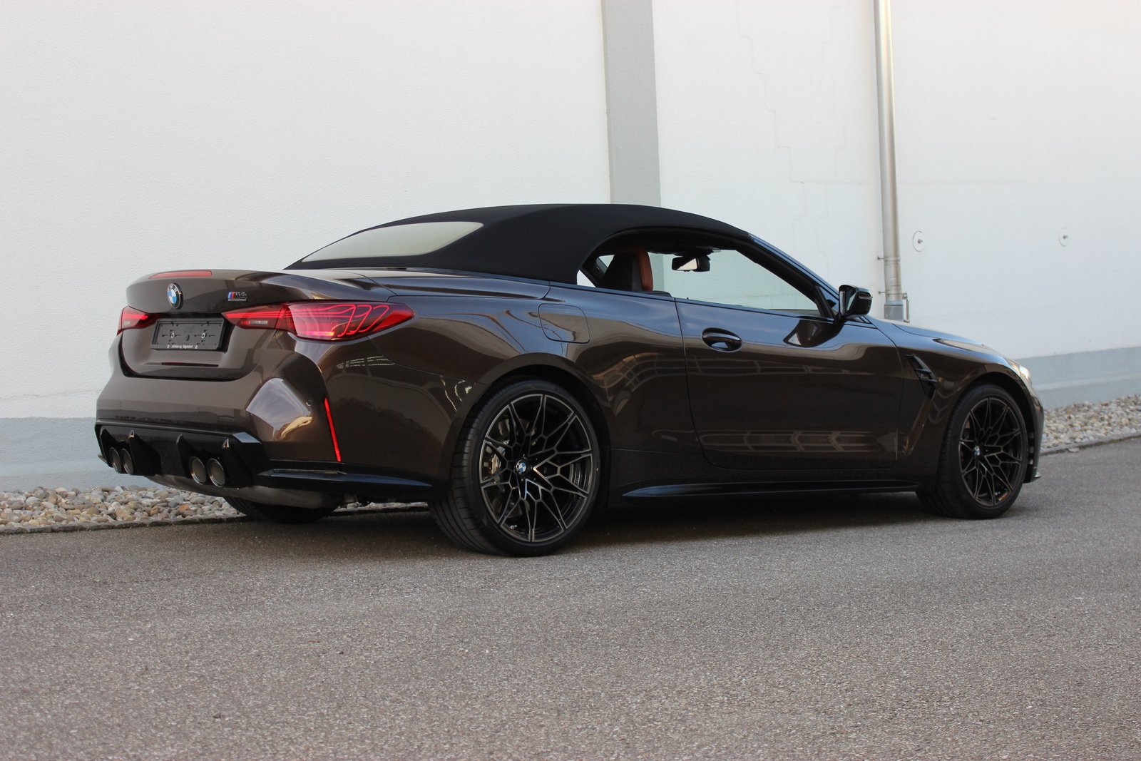 BMW M4 Cabrio Competition M Individual *MACADAMIA*