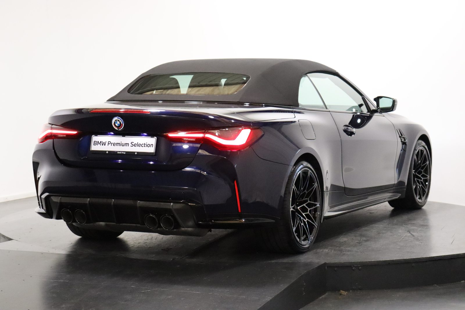 BMW M4 Competition xDrive Cabrio, Benzin, Occasion / Gebraucht, Automatik - 3