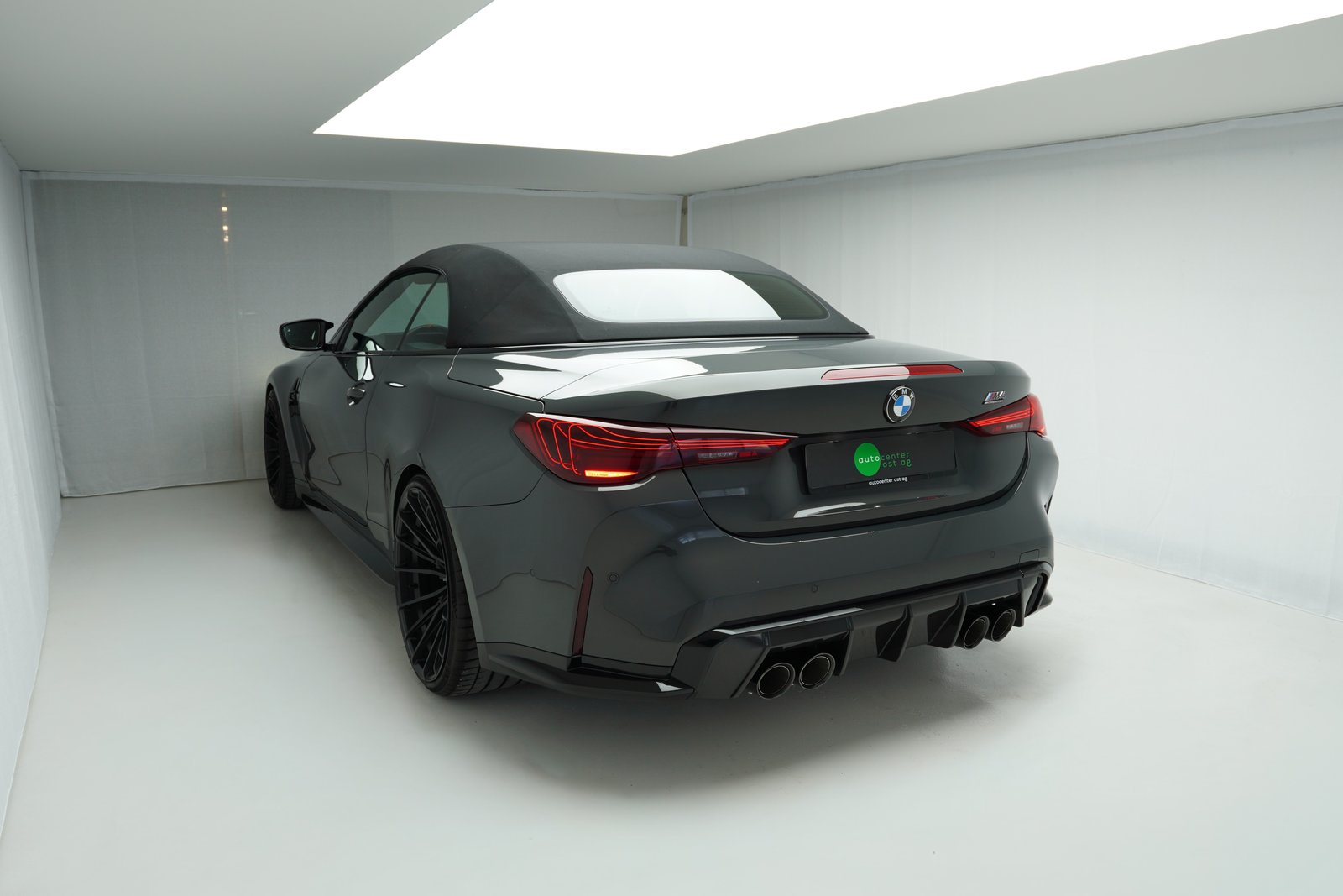BMW M4 Cabrio Competition M / HR/ Distanzscheiben /, Benzin, Occasion / Gebraucht, Automatik - 4