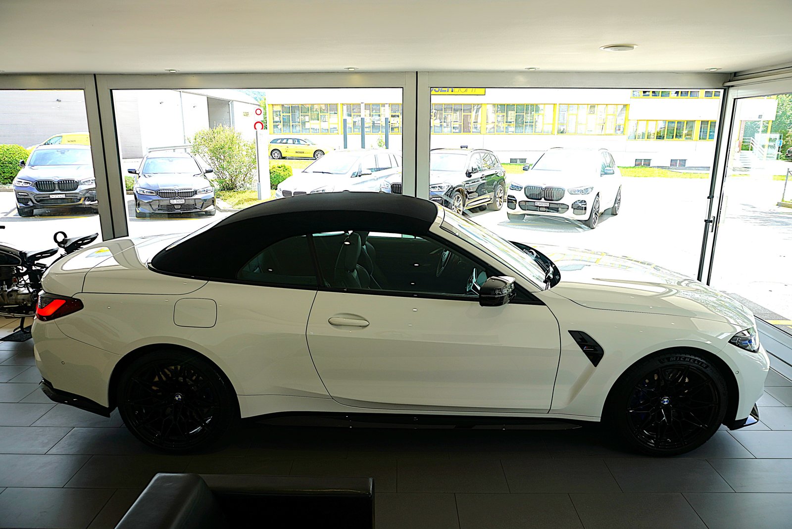 BMW M4 Cabrio Competition M, Benzina, Occasioni / Usate, Automatico - 4