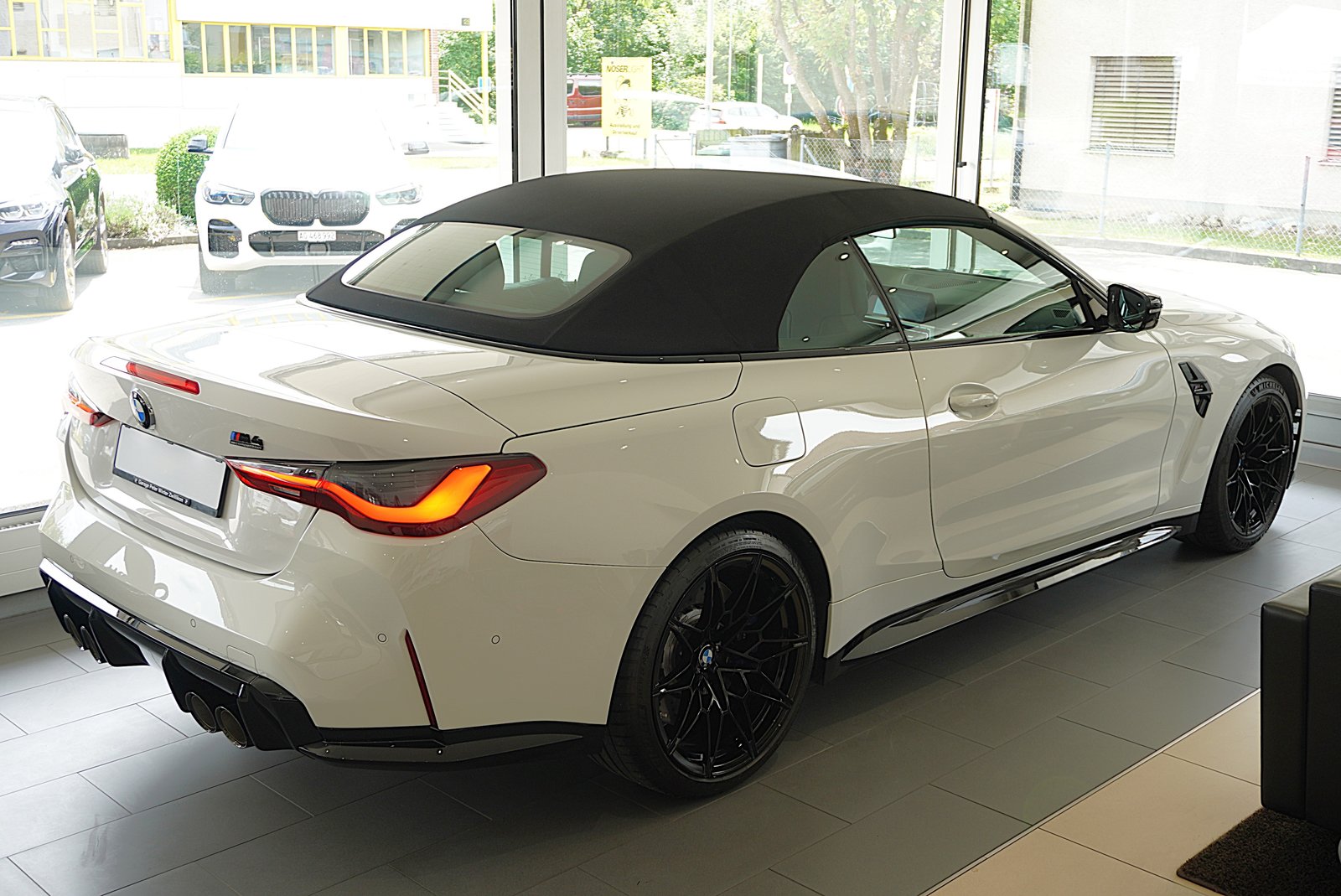 BMW M4 Cabrio Competition M, Benzina, Occasioni / Usate, Automatico - 5