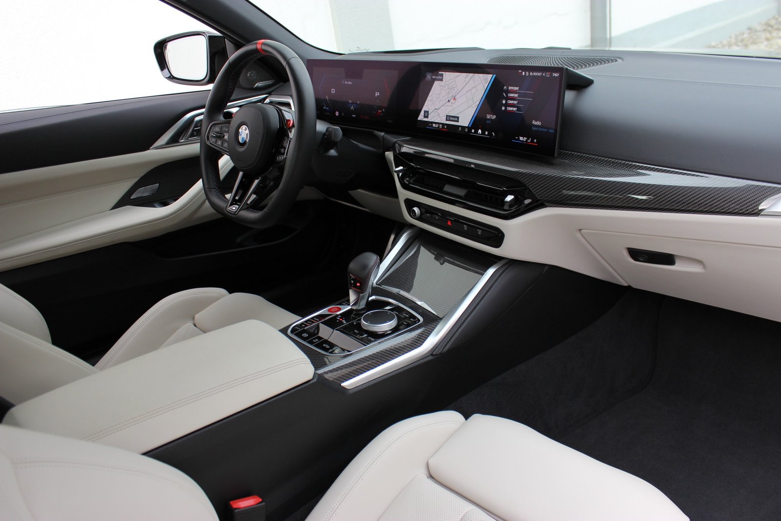 BMW M4 Cabrio Competition M CARBON EXTERIEURPAKET Individual, Petrol, Second hand / Used, Automatic - 2