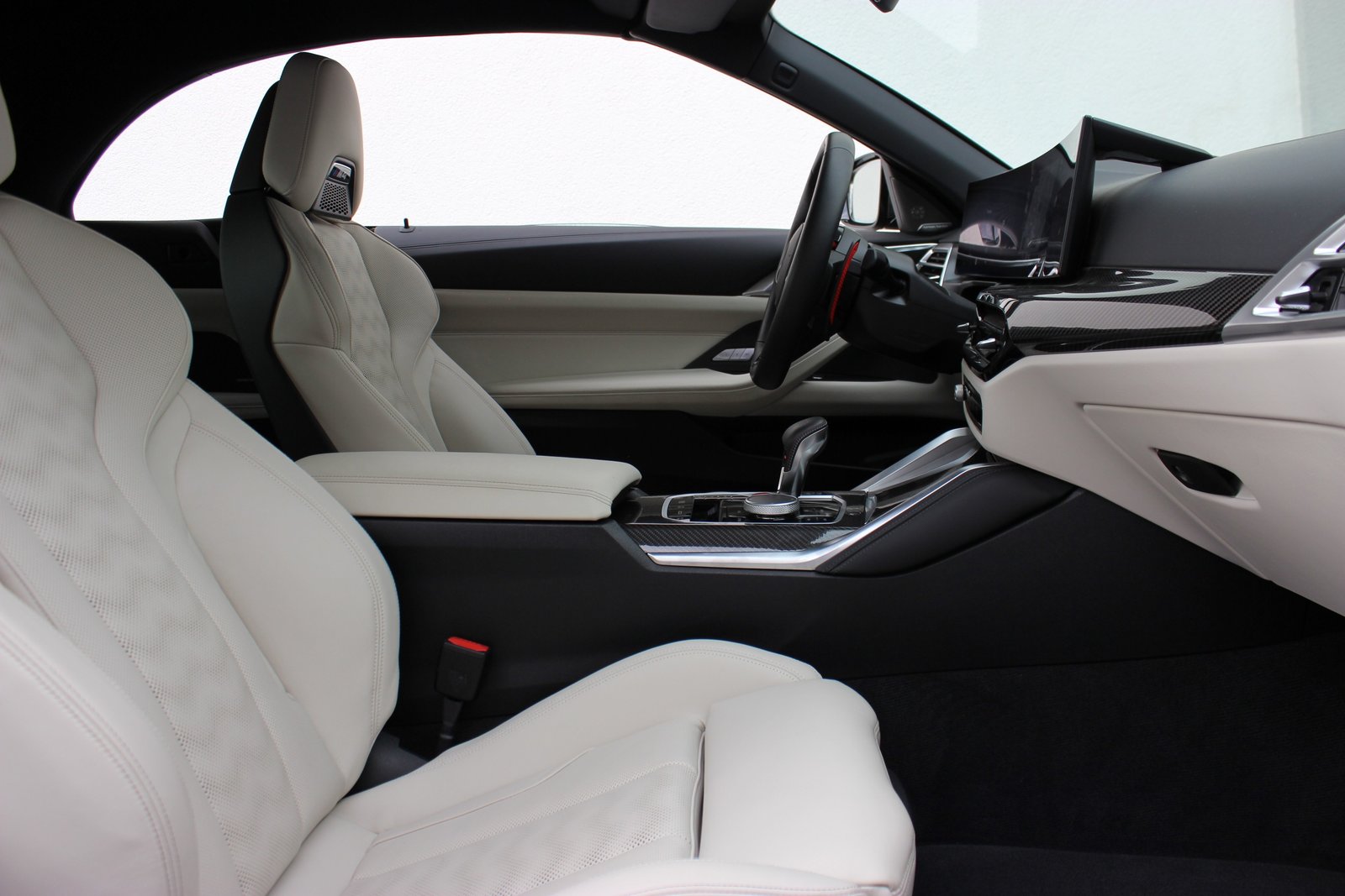 BMW M4 Cabrio Competition M CARBON EXTERIEURPAKET Individual, Petrol, Second hand / Used, Automatic - 4