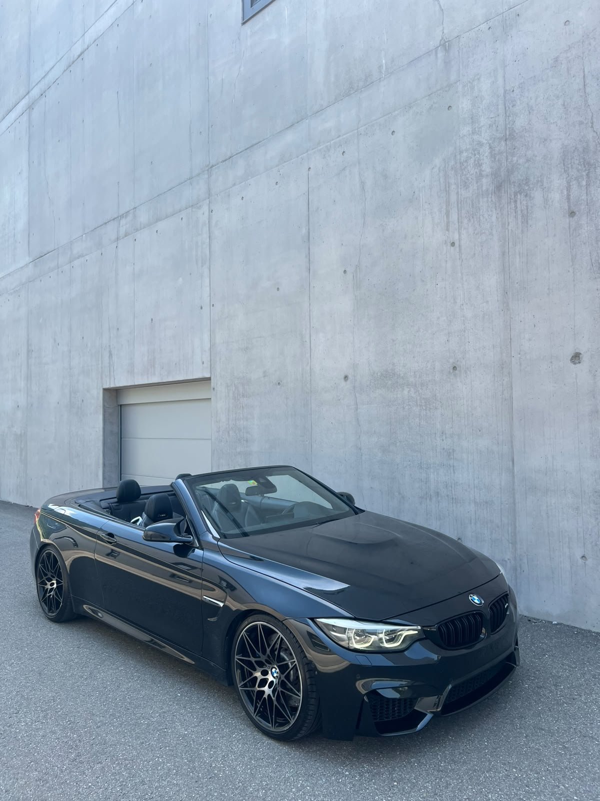BMW M4 Cabriolet Drivelogic M Competition