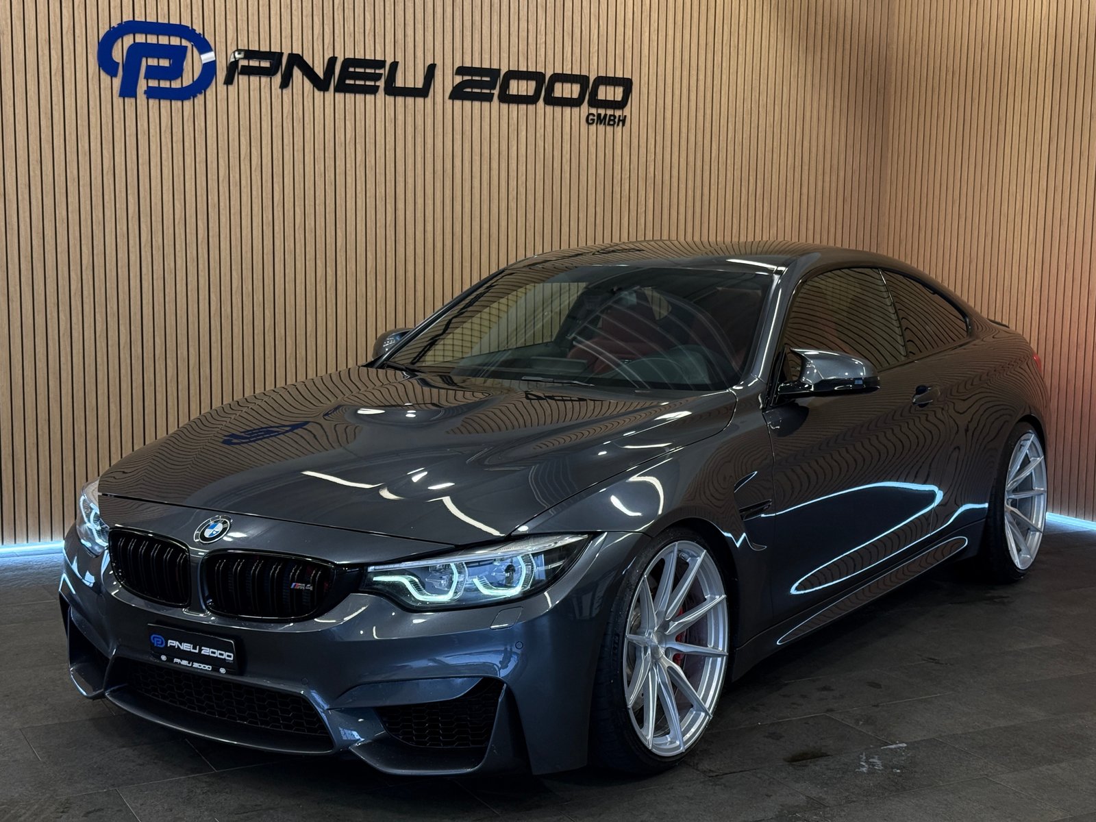 BMW M4 Coupé Competition DKG *AVERSUS 20"*