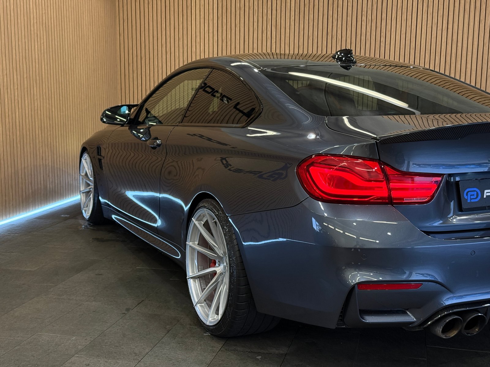 BMW M4 Coupé Competition DKG *AVERSUS 20"*, Essence, Occasion / Utilisé, Automatique - 7