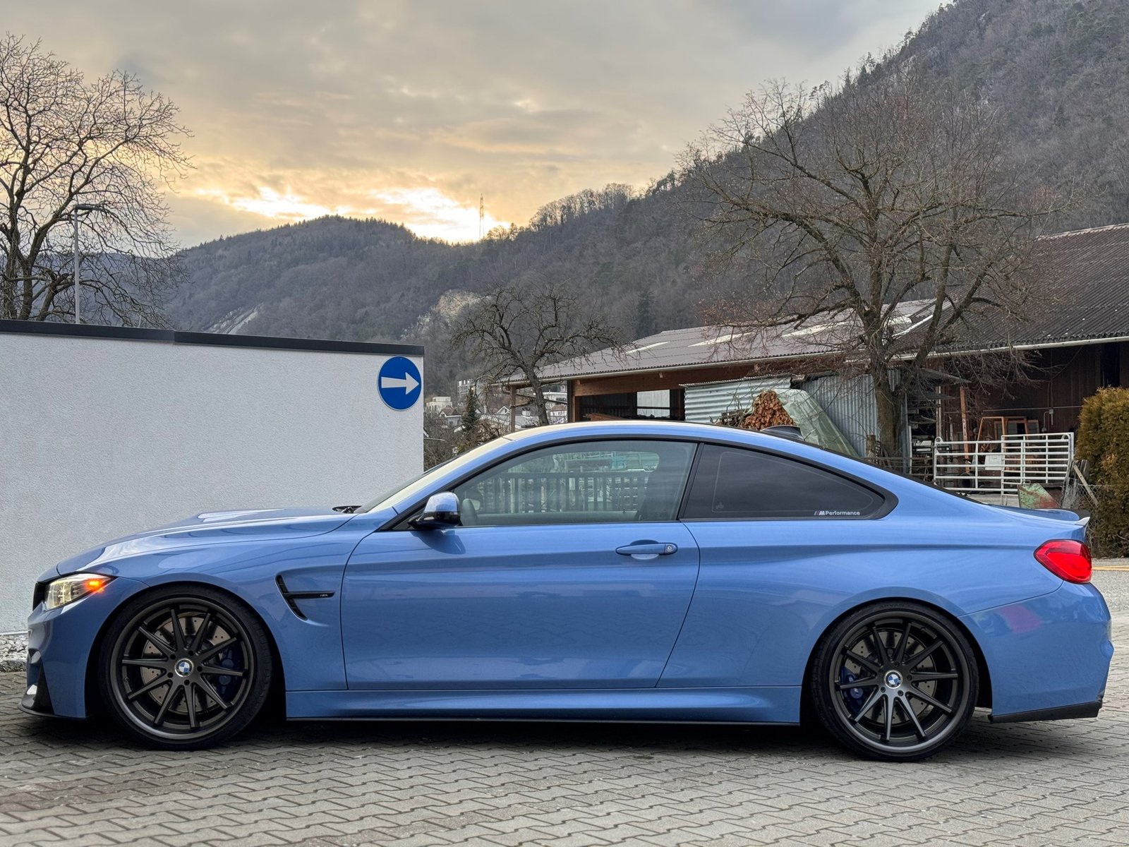 BMW M4 Coupé Handschaltung, Benzin, Occasion / Gebraucht, Handschaltung - 7