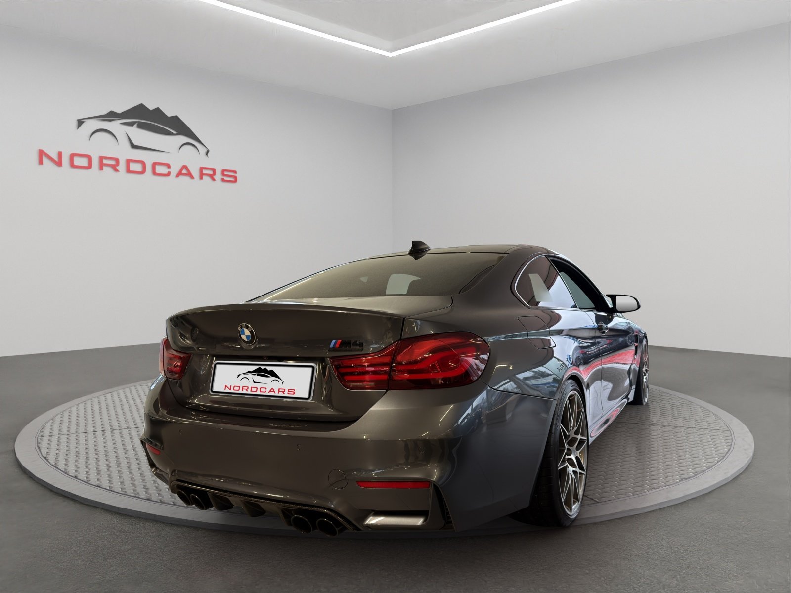 BMW M4 Coupé DKG Competition, Benzin, Occasion / Gebraucht, Automatik - 6