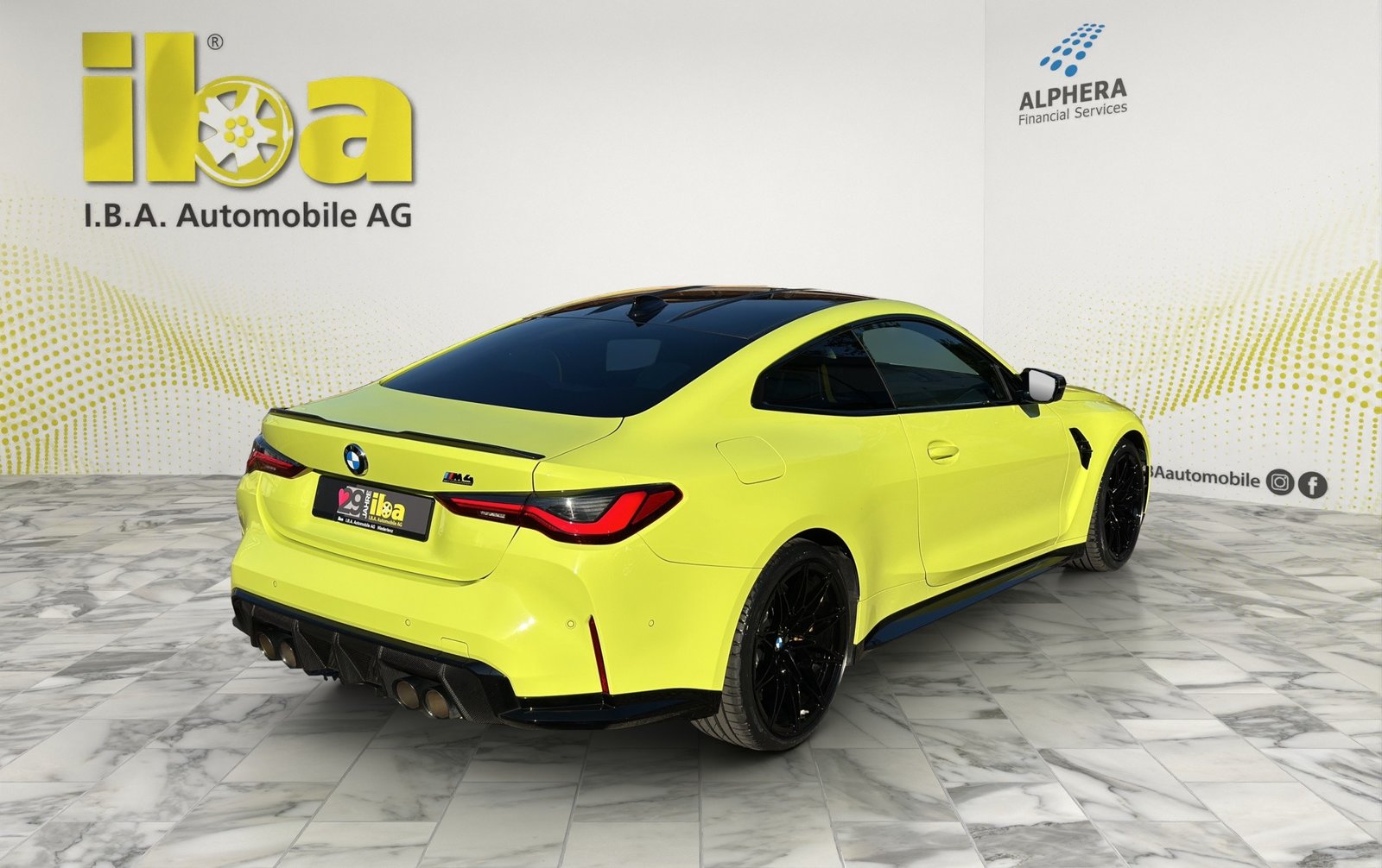BMW M4 Coupé Competition (CH) INDIVIDUAL M Race Track Paket, Petrol, Second hand / Used, Automatic - 5