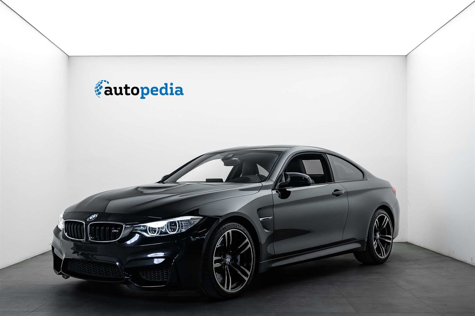 BMW M4 Coupé DKG