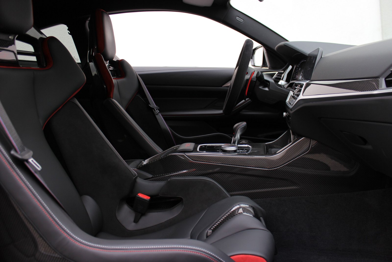 BMW M4 CSL *Frozen Brooklyn Grey Metallic*, Benzin, Occasion / Gebraucht, Automatik - 2