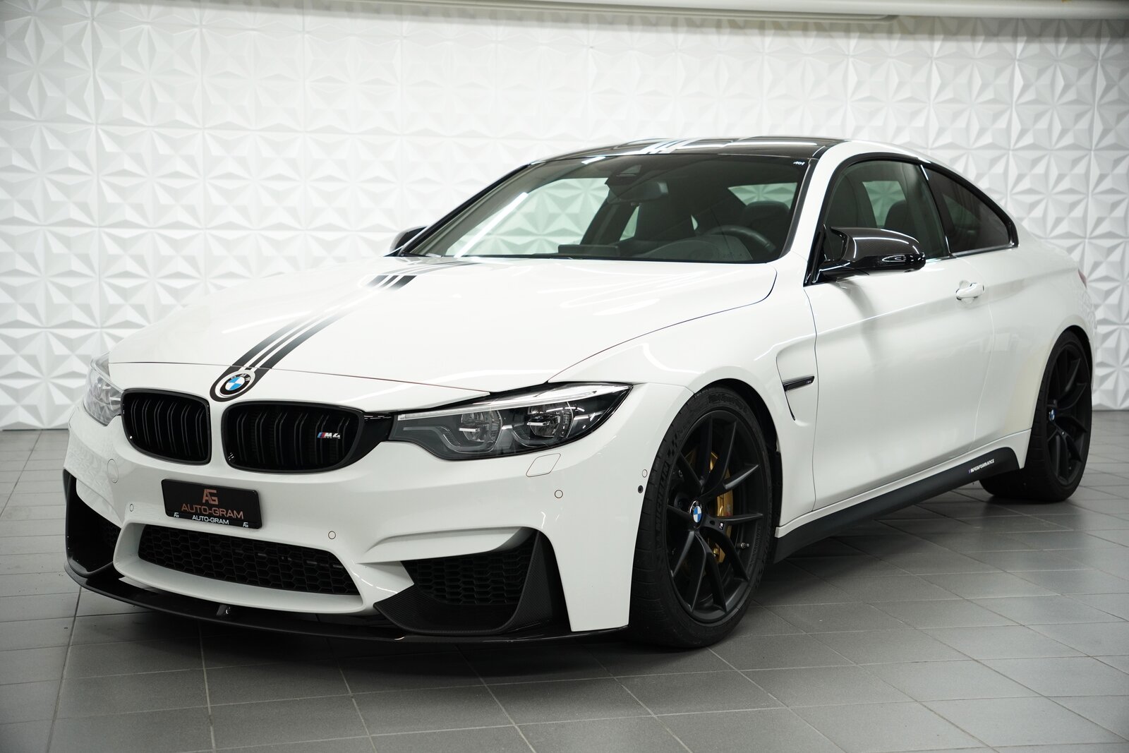 BMW M4 Coupé Competition DKG