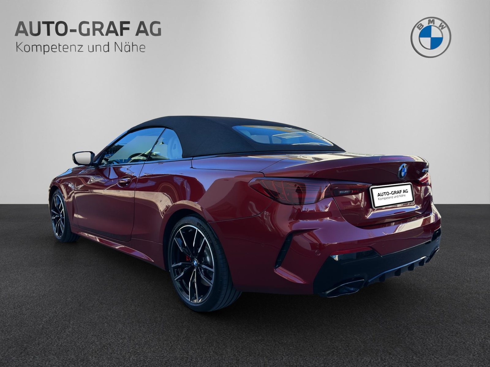 BMW M440i xDrive Cabrio M Sport Pro, Mild-Hybrid Petrol/Electric, New car, Automatic - 3