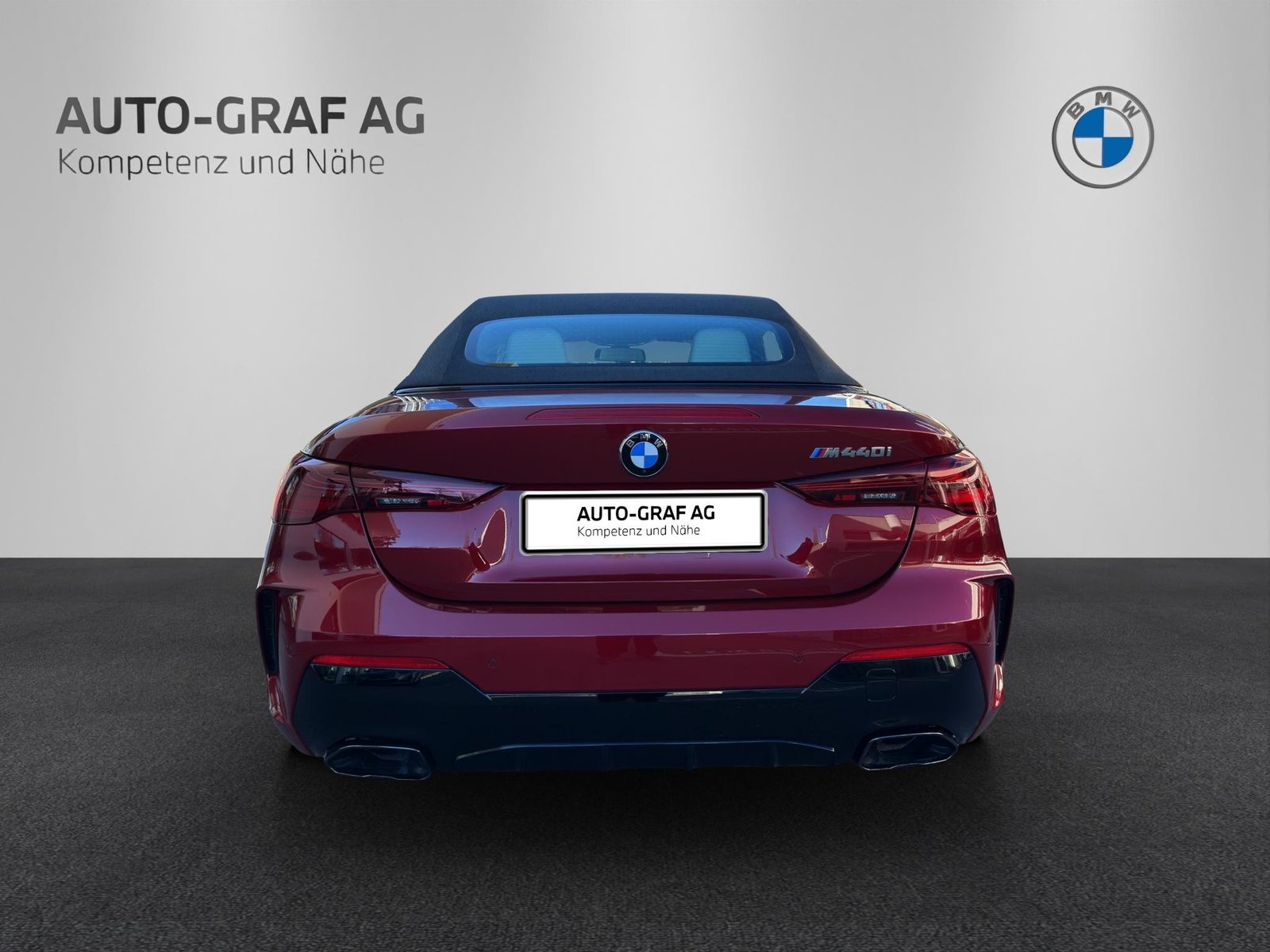BMW M440i xDrive Cabrio M Sport Pro, Mild-Hybrid Petrol/Electric, New car, Automatic - 4