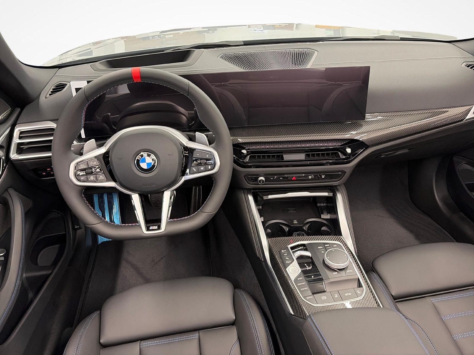 BMW M440i xDrive Cabrio, Mild-Hybrid Petrol/Electric, New car, Automatic - 6