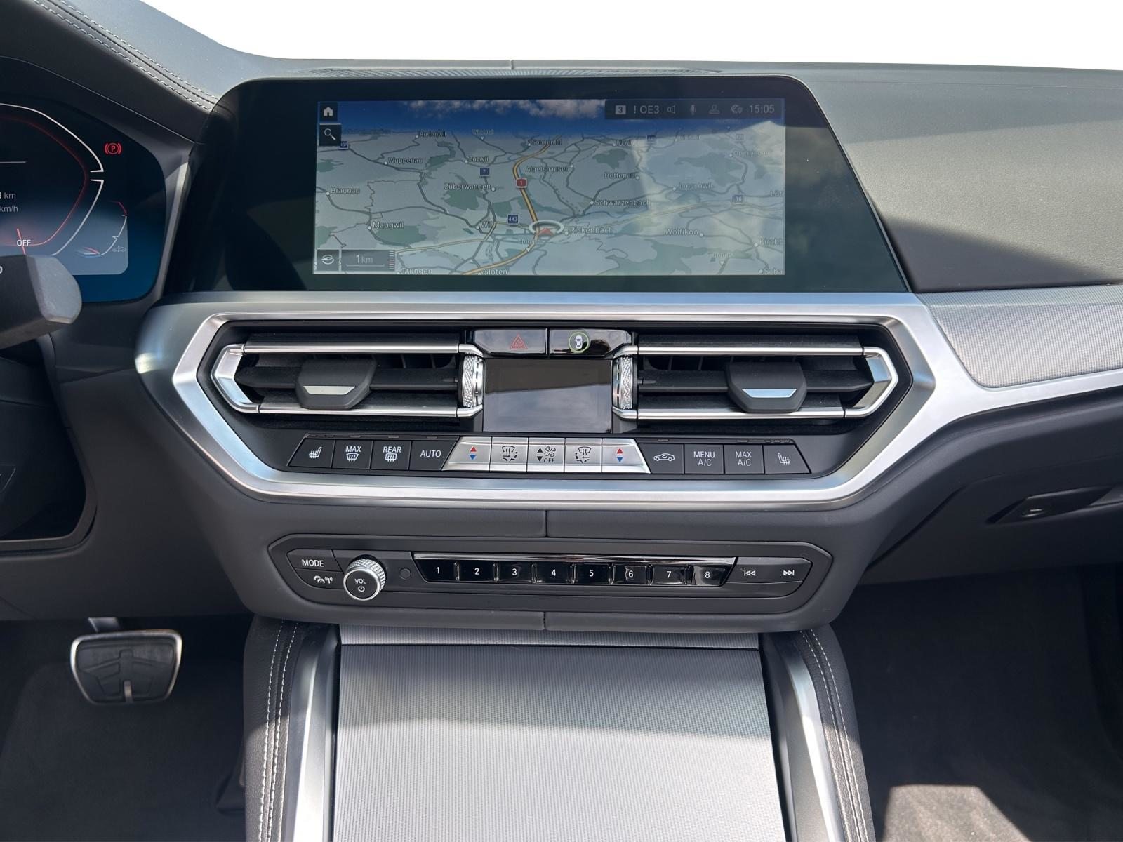 BMW M440i xDrive Cabrio 48V, Mild-Hybrid Petrol/Electric, Second hand / Used, Automatic - 4