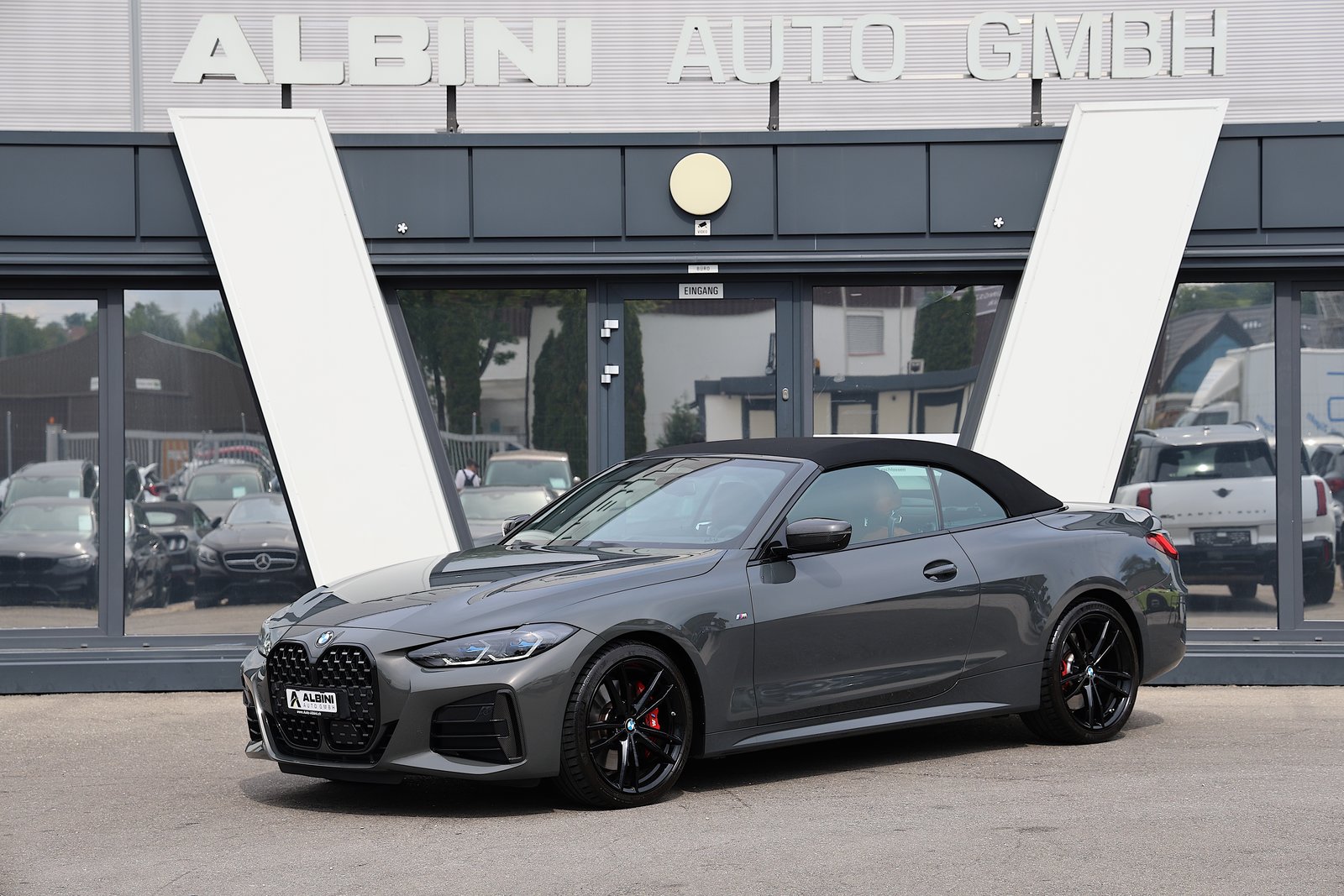 BMW M440i Cabrio, Mild-Hybrid Petrol/Electric, Second hand / Used, Automatic - 2