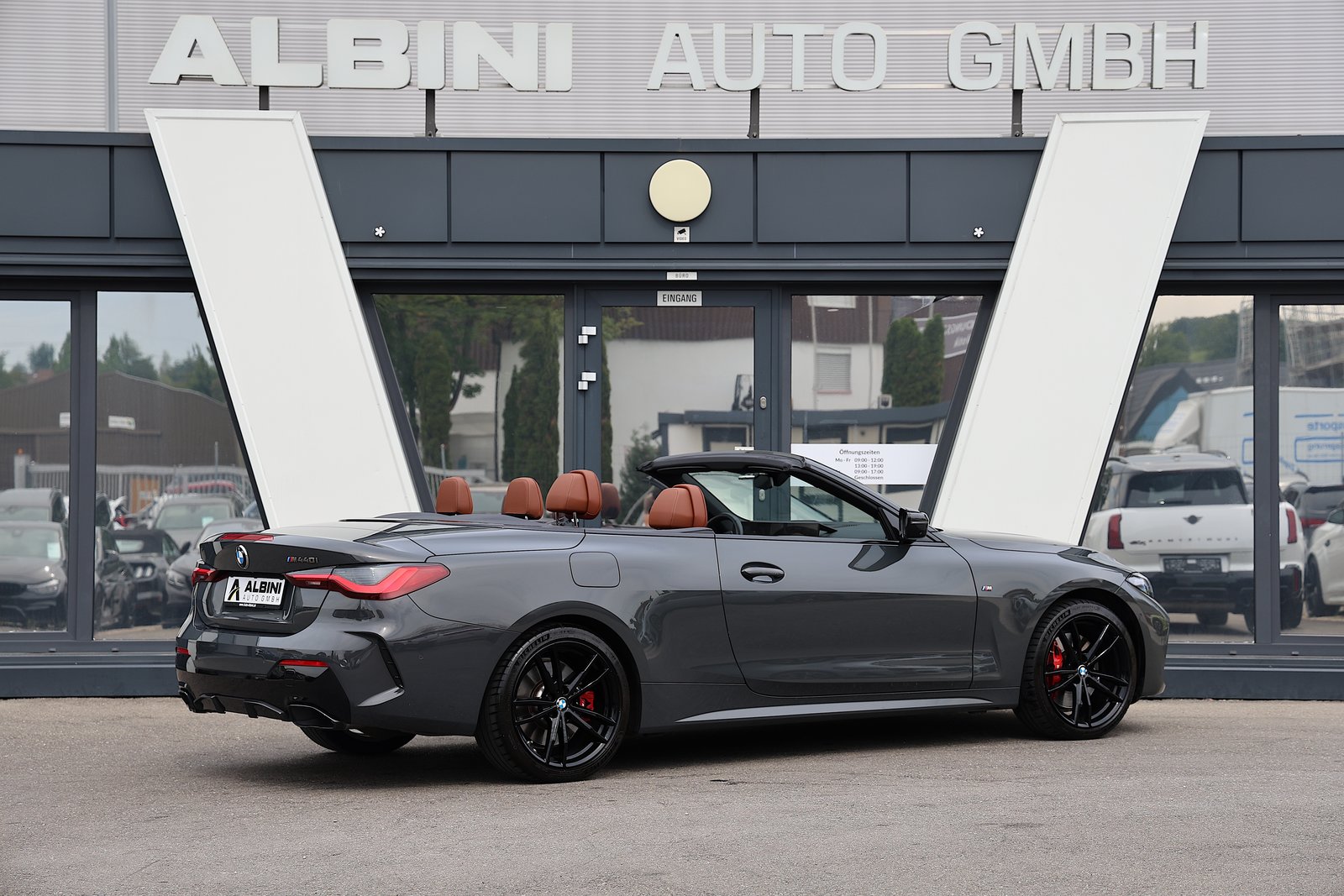 BMW M440i Cabrio, Mild-Hybrid Petrol/Electric, Second hand / Used, Automatic - 4