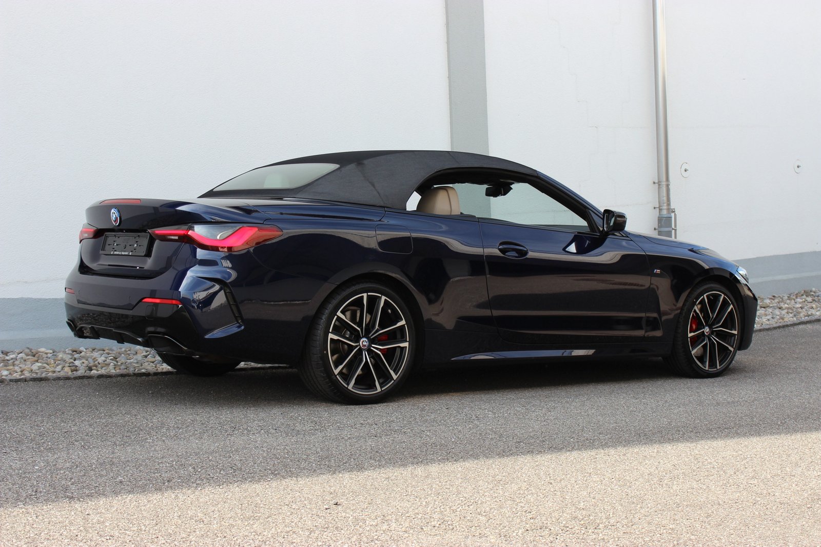 BMW M440i 48V M Sport Pro Cabriolet TANSANITBLAU *M C, Mild-Hybrid Benzin/Elektro, Occasion / Gebraucht, Automatik - 3