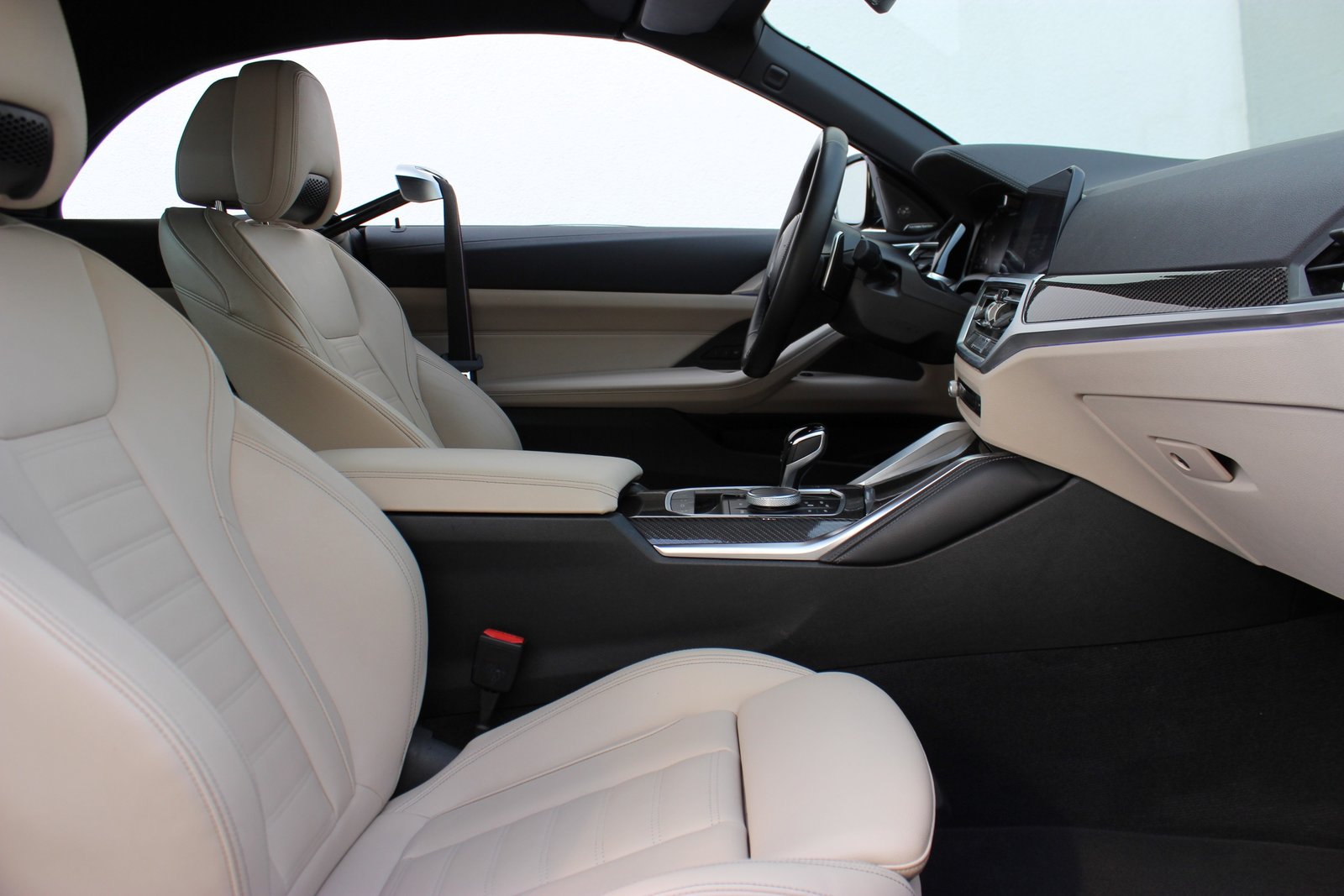 BMW M440i 48V M Sport Pro Cabriolet TANSANITBLAU *M C, Mild-Hybrid Benzin/Elektro, Occasion / Gebraucht, Automatik - 4