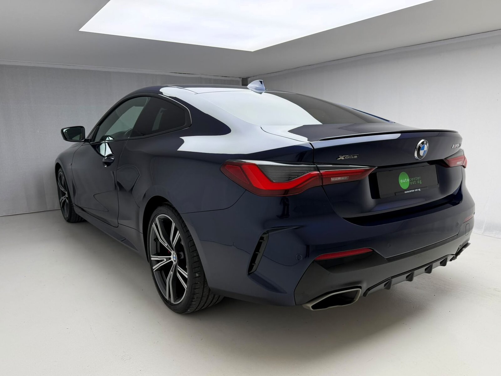 BMW M440i 48V Coupé Steptronic, Mild-Hybrid Petrol/Electric, Second hand / Used, Automatic - 3