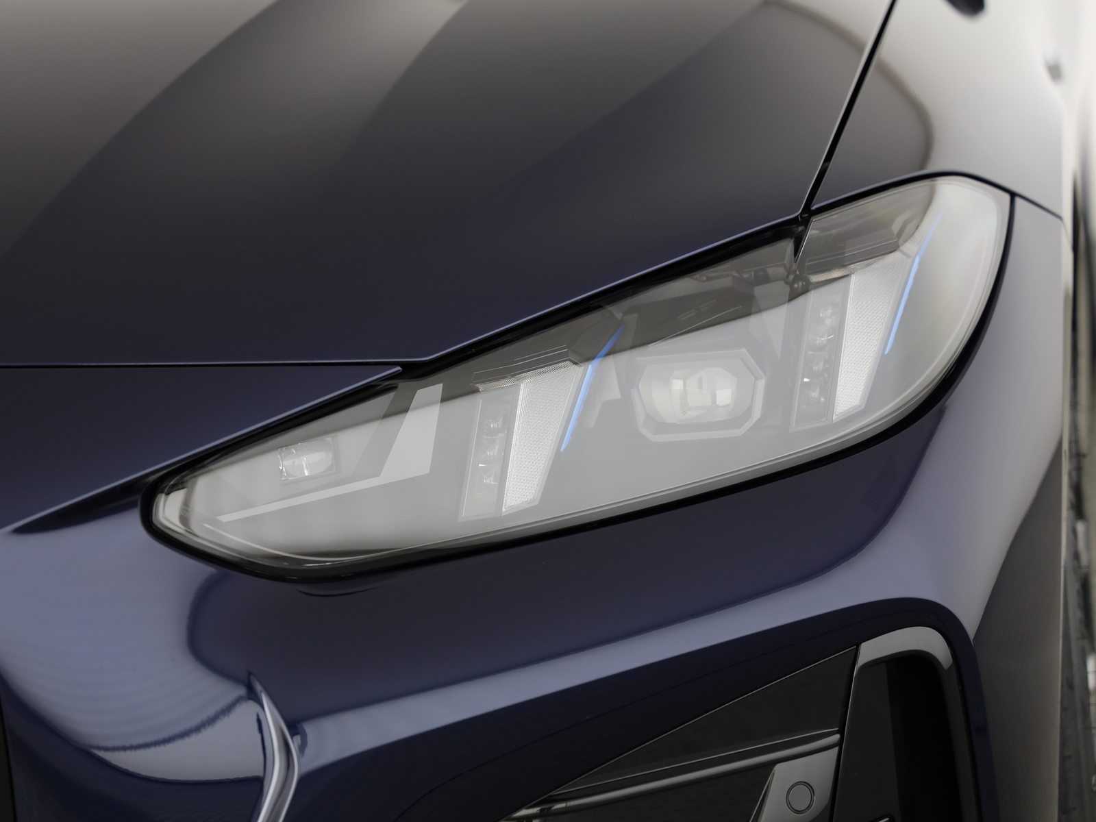 BMW M440i xDrive Gran Coupé, Hybride Léger Essence/Électricité, Voiture nouvelle, Automatique - 6