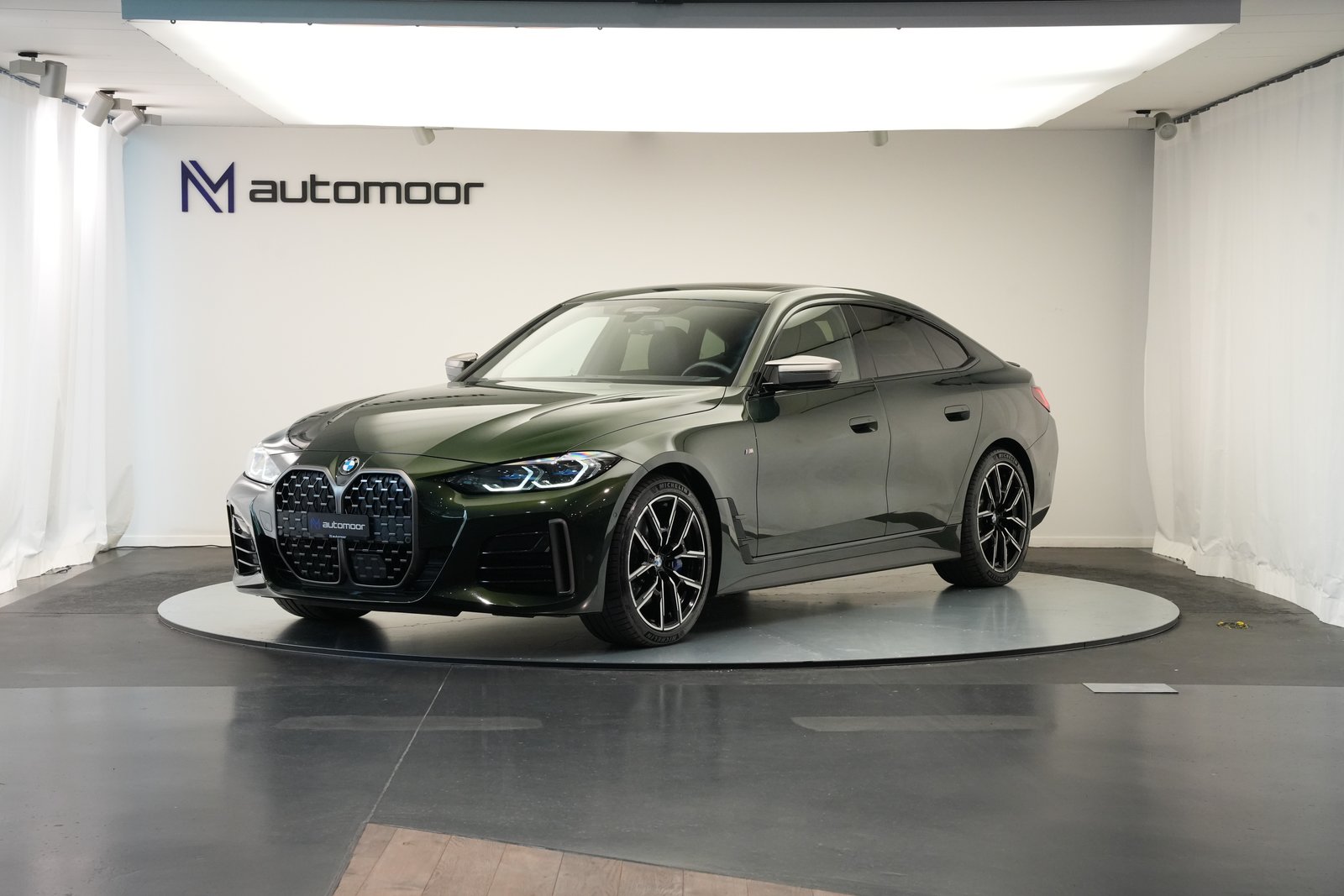 BMW M440i 48V Gran Coupé Steptronic *Sanremo grün*
