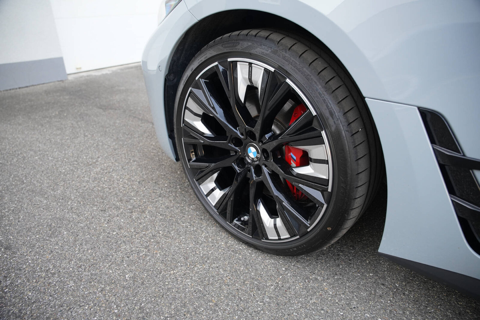 BMW M440i  48V Gran Coupé M Sport Pro Steptronic, Mild-Hybrid Benzin/Elektro, Occasion / Gebraucht, Automatik - 6