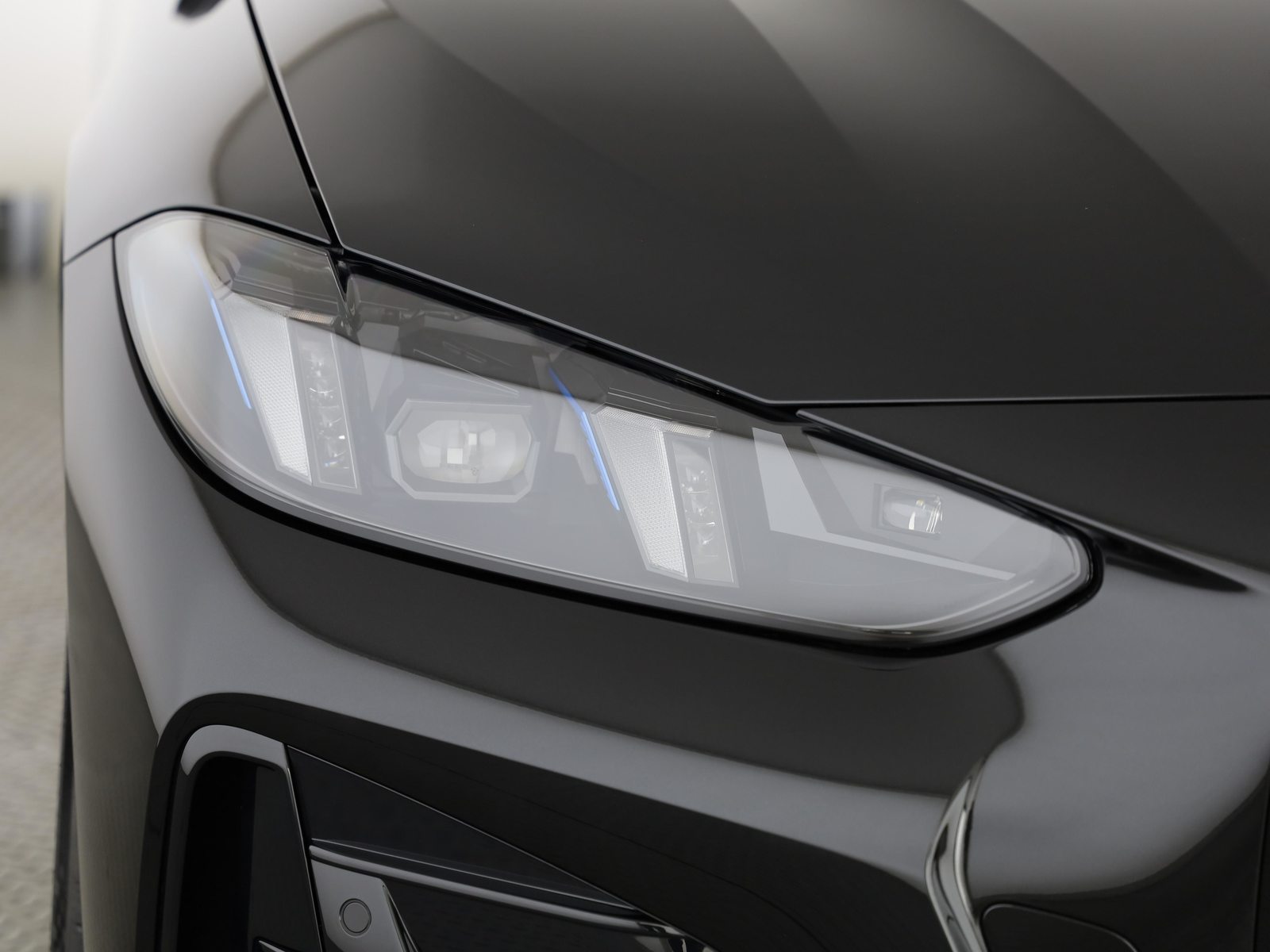 BMW M440i xDrive Gran Coupé, Mild-Hybrid Benzin/Elektro, Vorführwagen, Automatik - 6