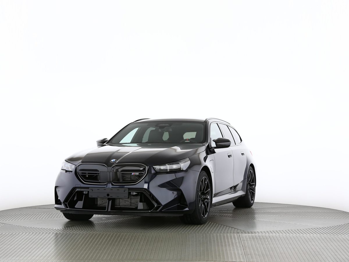 BMW M5 xDrive Touring