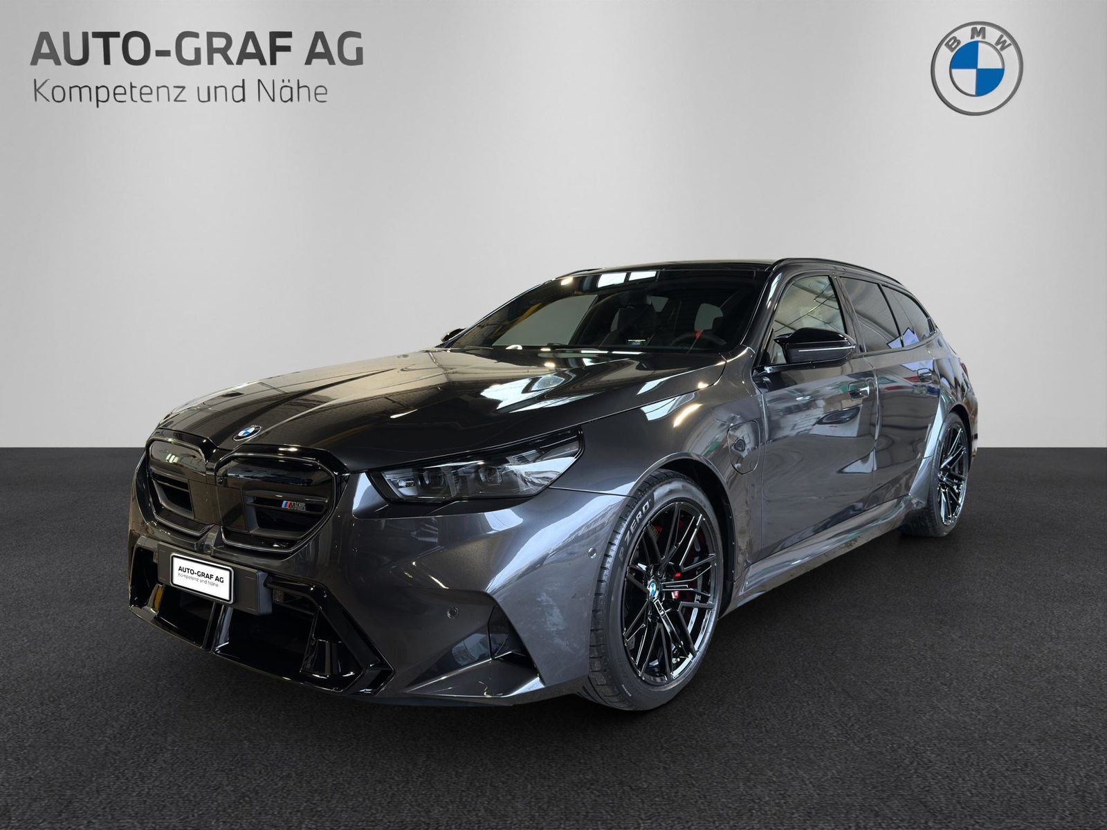 BMW M5 xDrive Touring