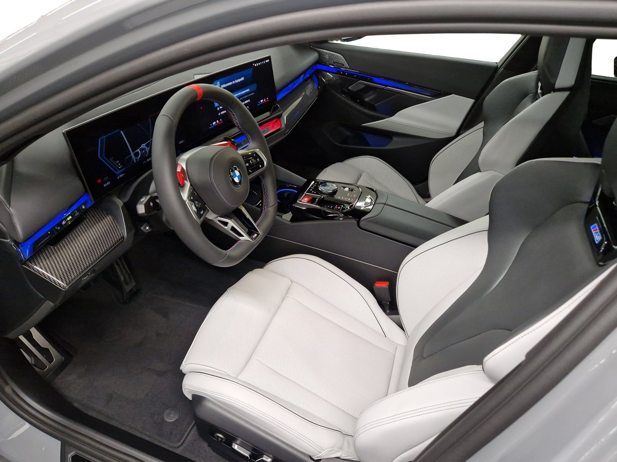 BMW M5 Touring, Plug-in-Hybrid Petrol/Electric, New car, Automatic - 5