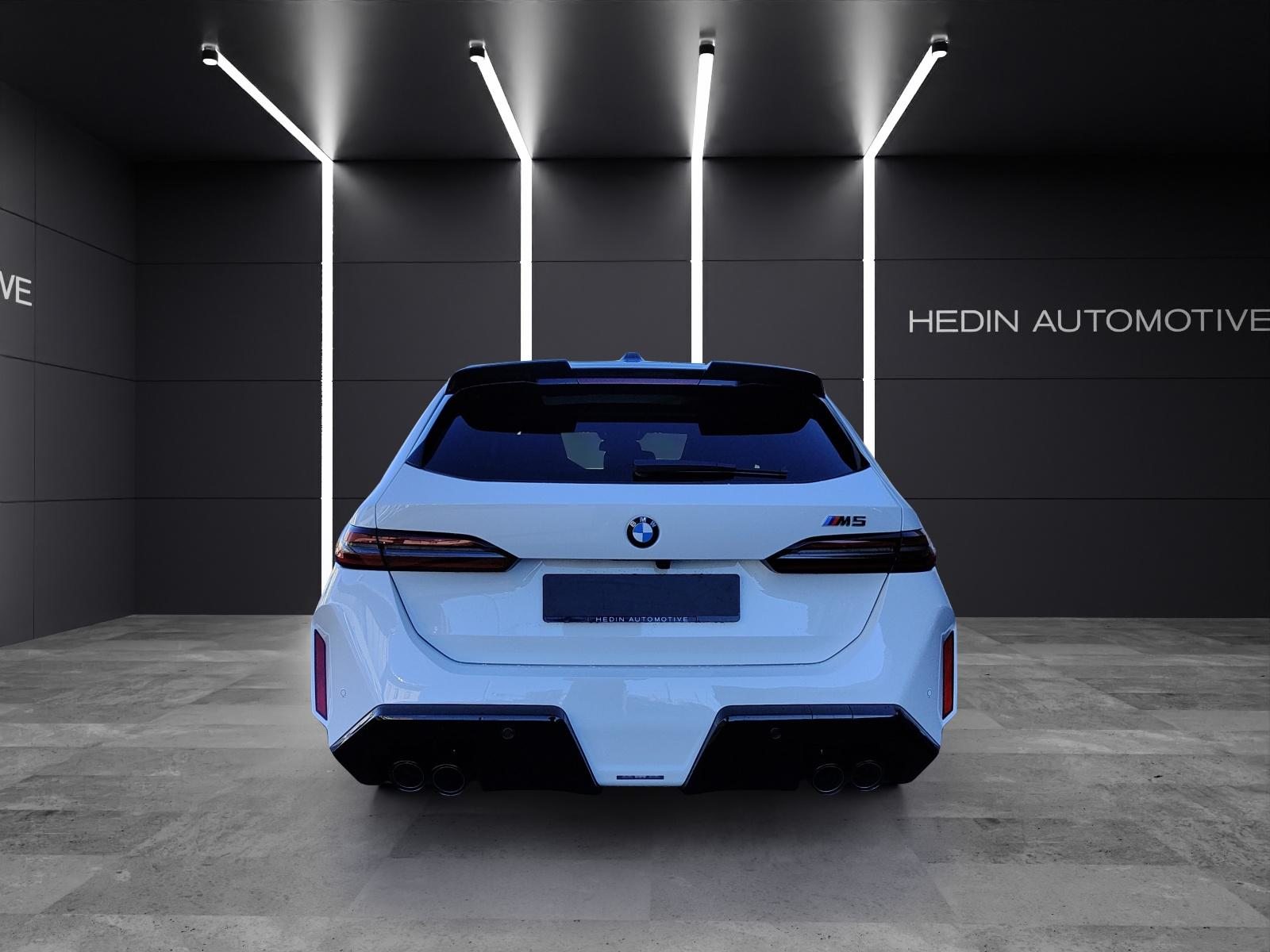 BMW M5 xDrive Touring, Hybride Rechargeable Essence/Électricité, Voiture nouvelle, Automatique - 5