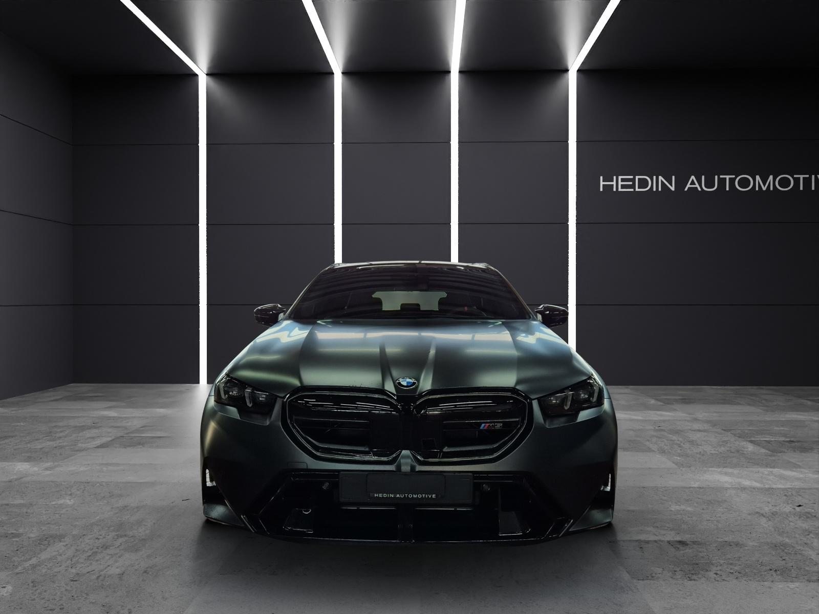 BMW M5 xDrive Touring, Plug-in-Hybrid Petrol/Electric, New car, Automatic - 2