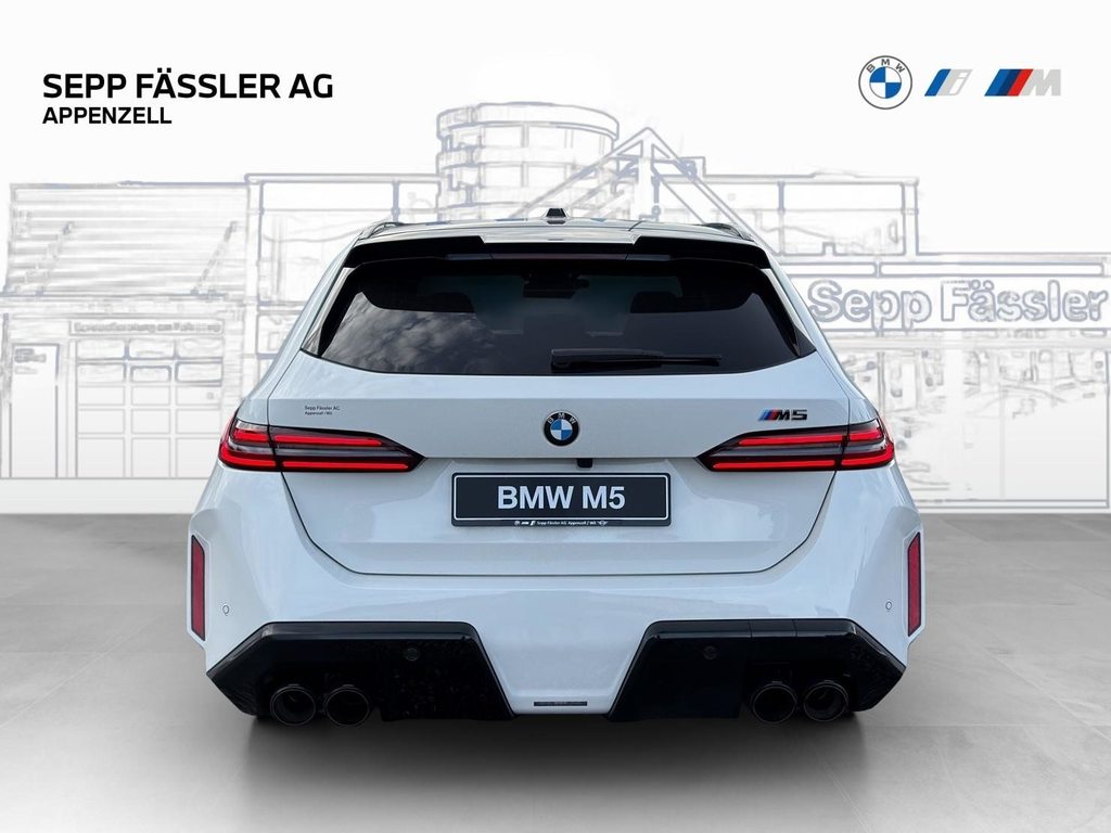 BMW M5 xDrive Touring, Plug-in-Hybrid Benzina/Elettrica, Auto nuove, Automatico - 4