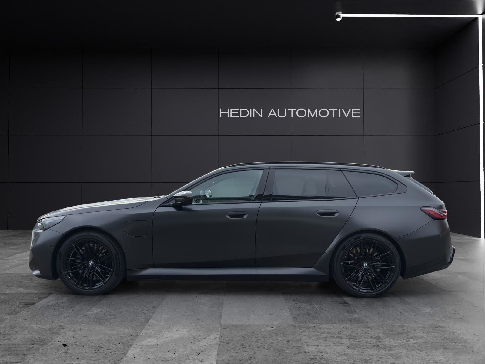 BMW M5 xDrive Touring, Plug-in-Hybrid Benzina/Elettrica, Auto nuove, Automatico - 3