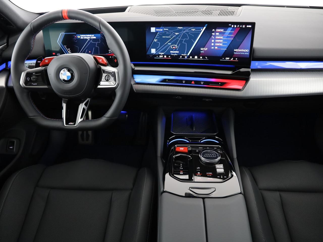 BMW M5 xDrive Touring, Plug-in-Hybrid Petrol/Electric, New car, Automatic - 6