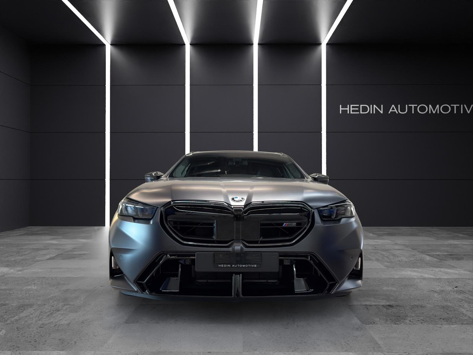 BMW M5 xDrive Touring, Hybride Rechargeable Essence/Électricité, Voiture nouvelle, Automatique - 3