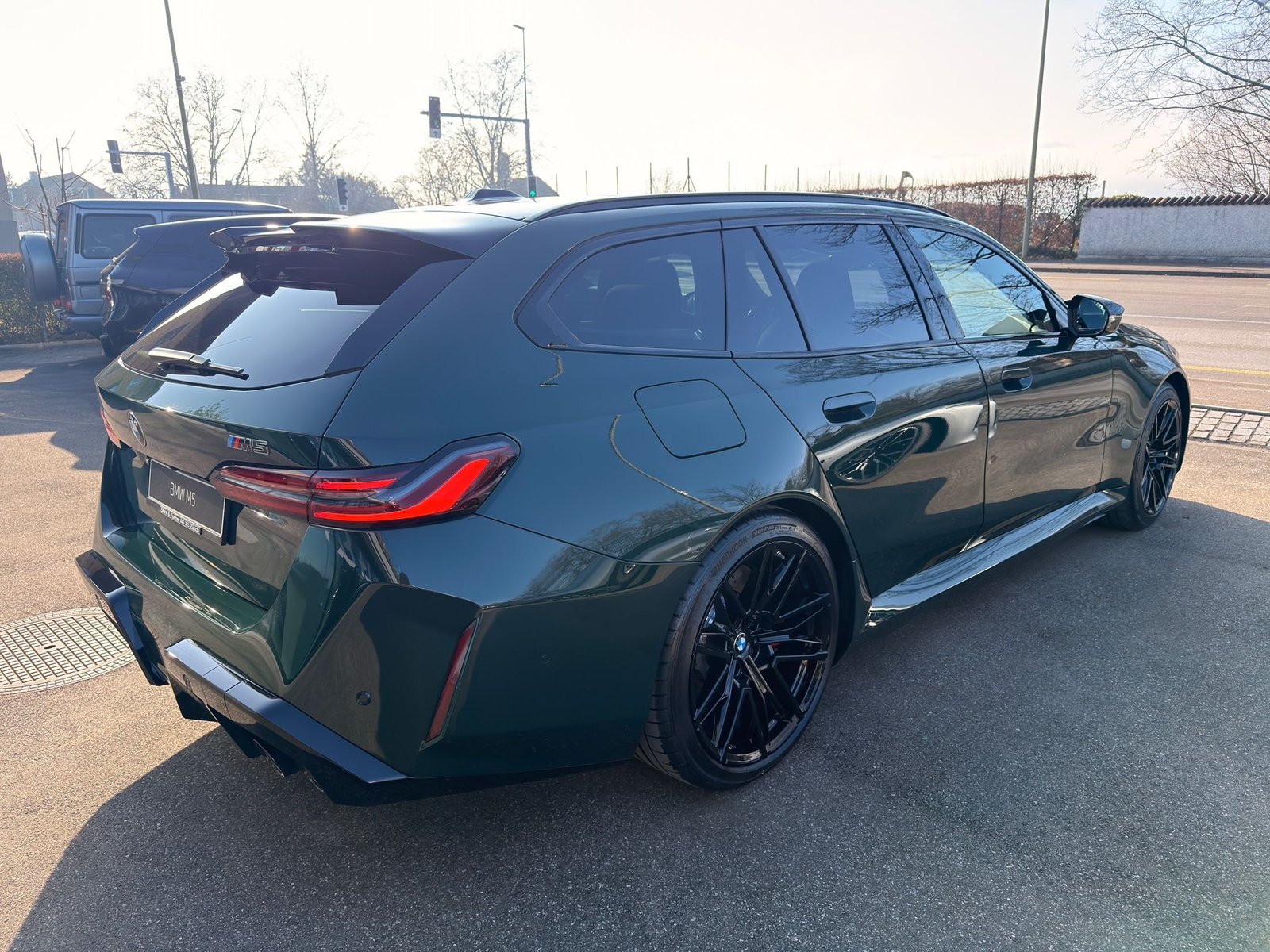 BMW M5 Touring, Plug-in-Hybrid Petrol/Electric, New car, Automatic - 6