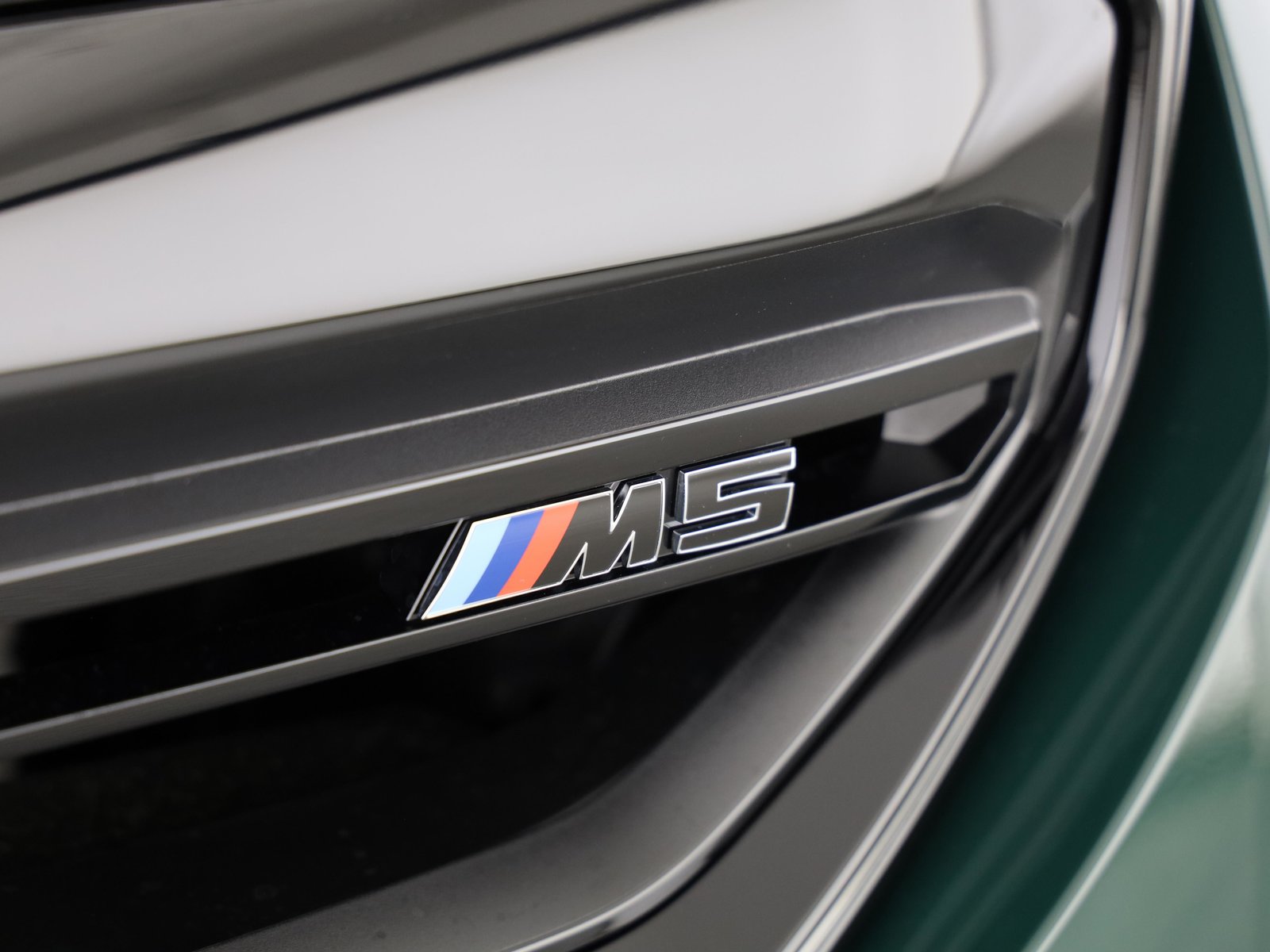 BMW M5 Touring, Hybride Rechargeable Essence/Électricité, Voiture nouvelle, Automatique - 7