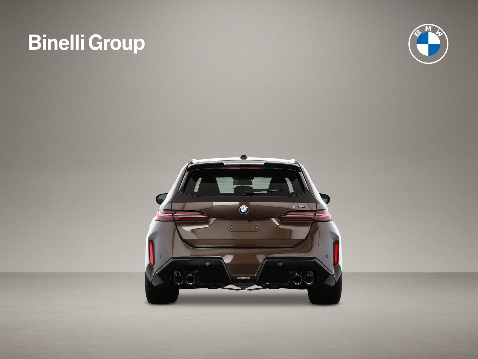 BMW M5 Touring, Plug-in-Hybrid Petrol/Electric, New car, Automatic - 4