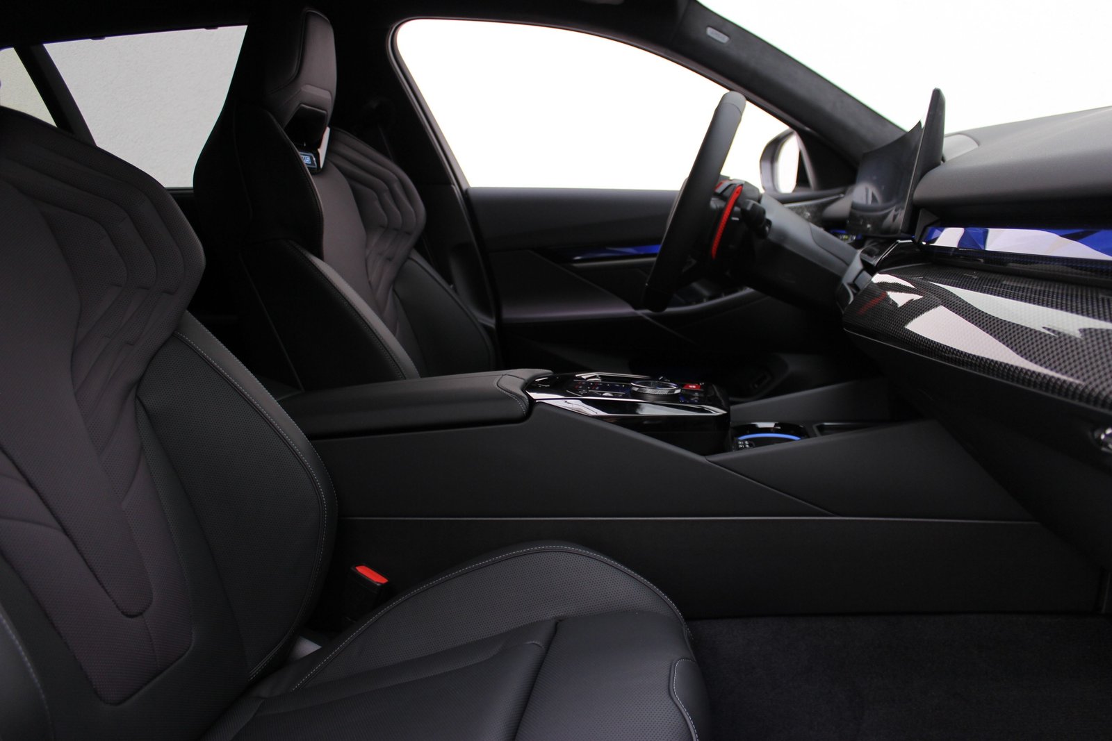BMW M5 Touring *1.9-LEASINGAKTION*, Hybride Rechargeable Essence/Électricité, Voiture nouvelle, Automatique - 4