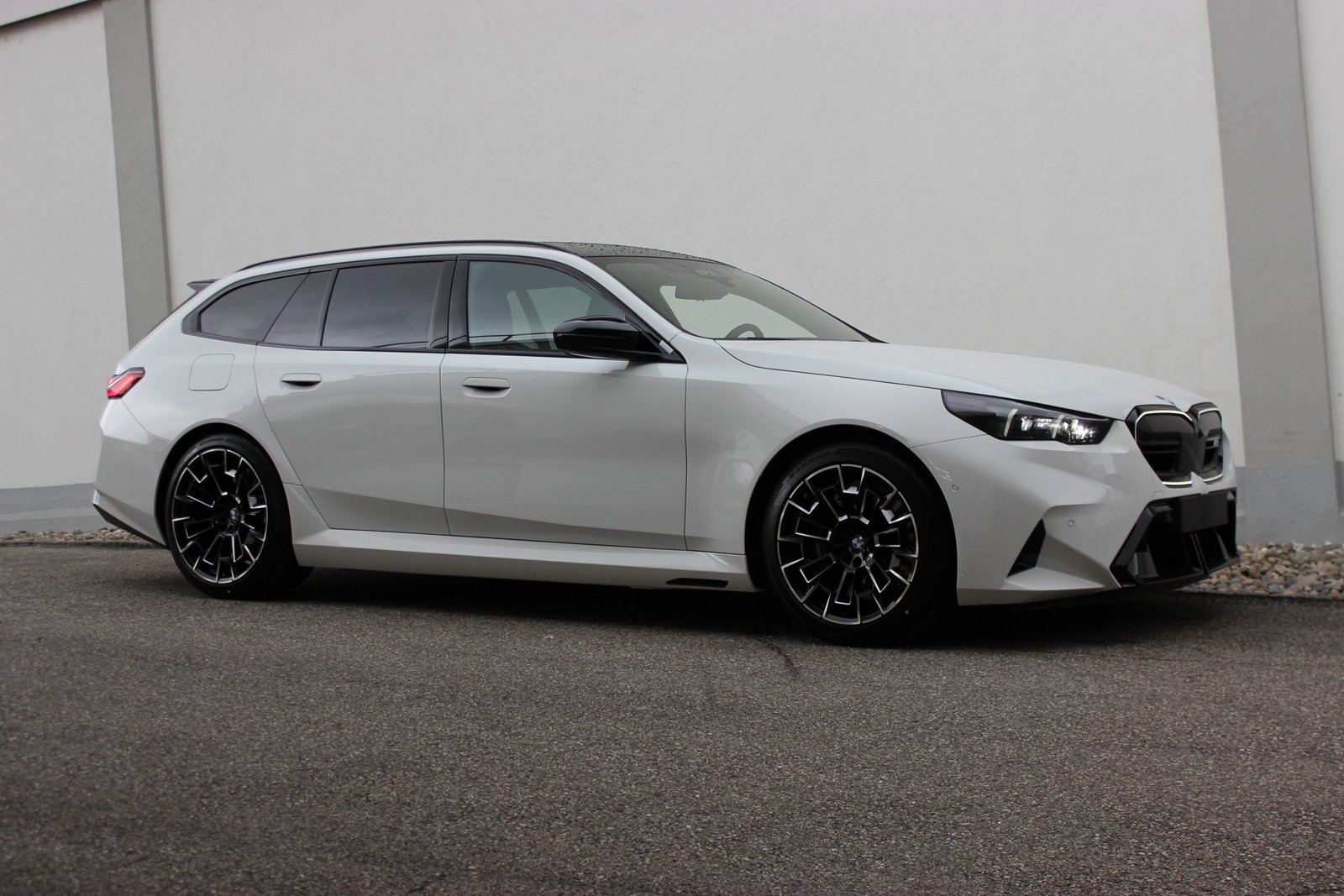 BMW M5 Touring *1.9-LEASINGAKTION*, Hybride Rechargeable Essence/Électricité, Voiture nouvelle, Automatique - 5