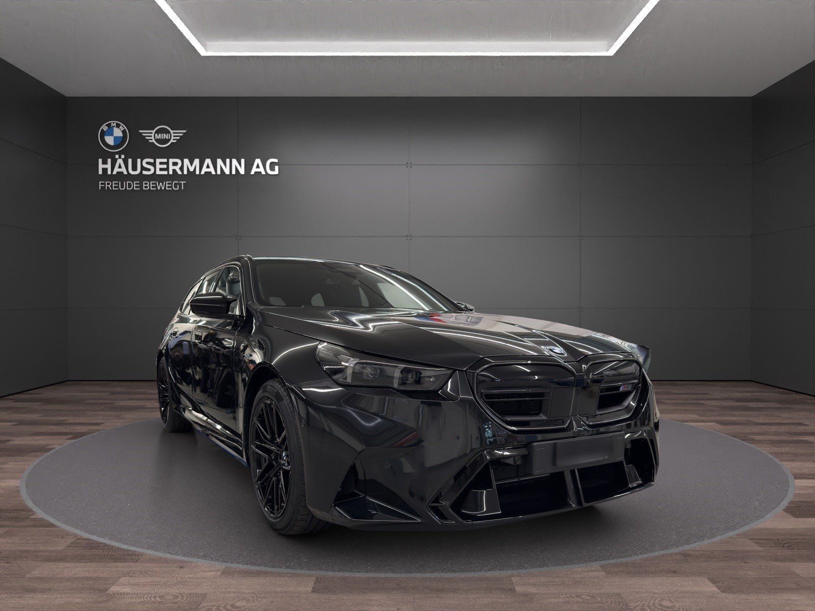 BMW M5 Touring, Plug-in-Hybrid Benzina/Elettrica, Auto nuove, Automatico - 3