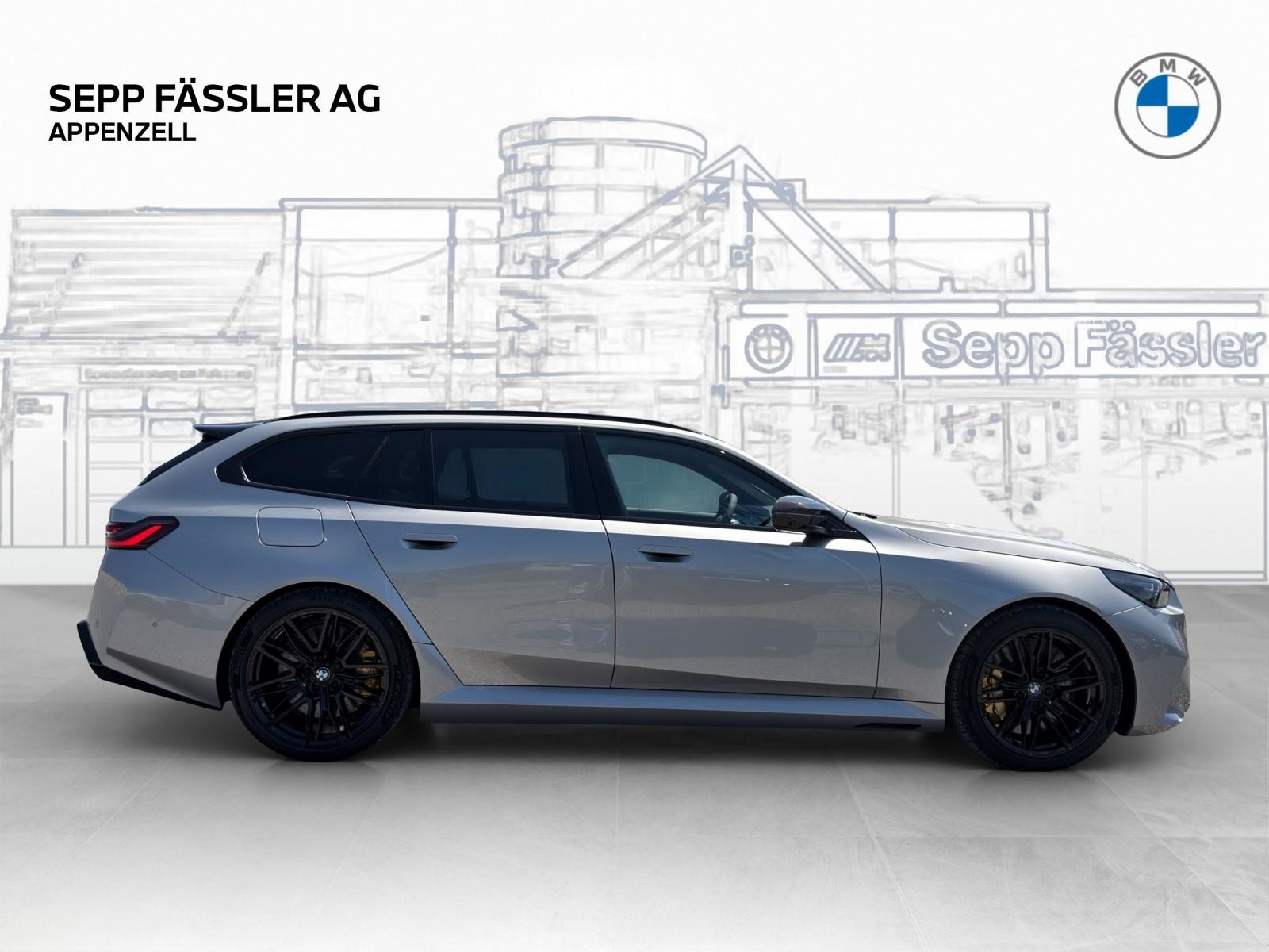 BMW M5 xDrive Touring, Plug-in-Hybrid Benzina/Elettrica, Auto nuove, Automatico - 6