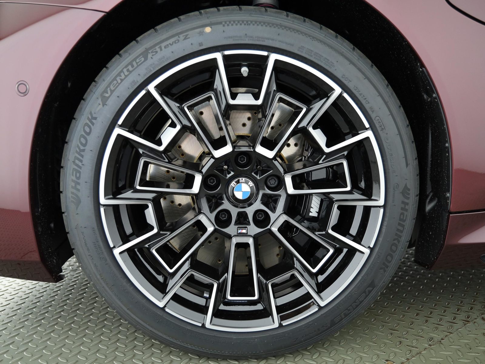 BMW M5 xDrive Touring, Plug-in-Hybrid Benzin/Elektro, Neuwagen, Automatik - 4