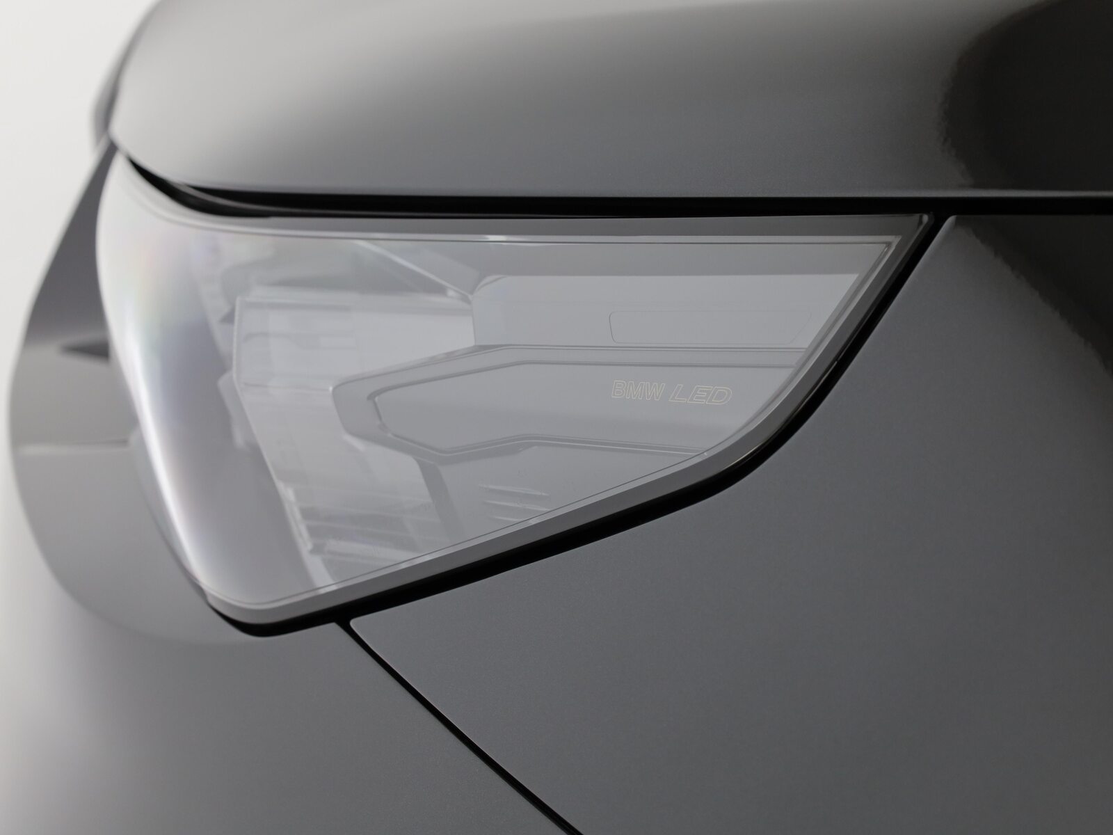 BMW M5 xDrive Touring, Plug-in-Hybrid Benzin/Elektro, Neuwagen, Automatik - 7