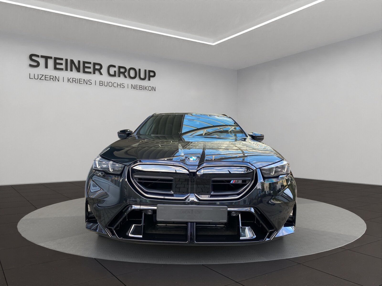 BMW M5 Touring, Hybride Rechargeable Essence/Électricité, Voiture nouvelle, Automatique - 2